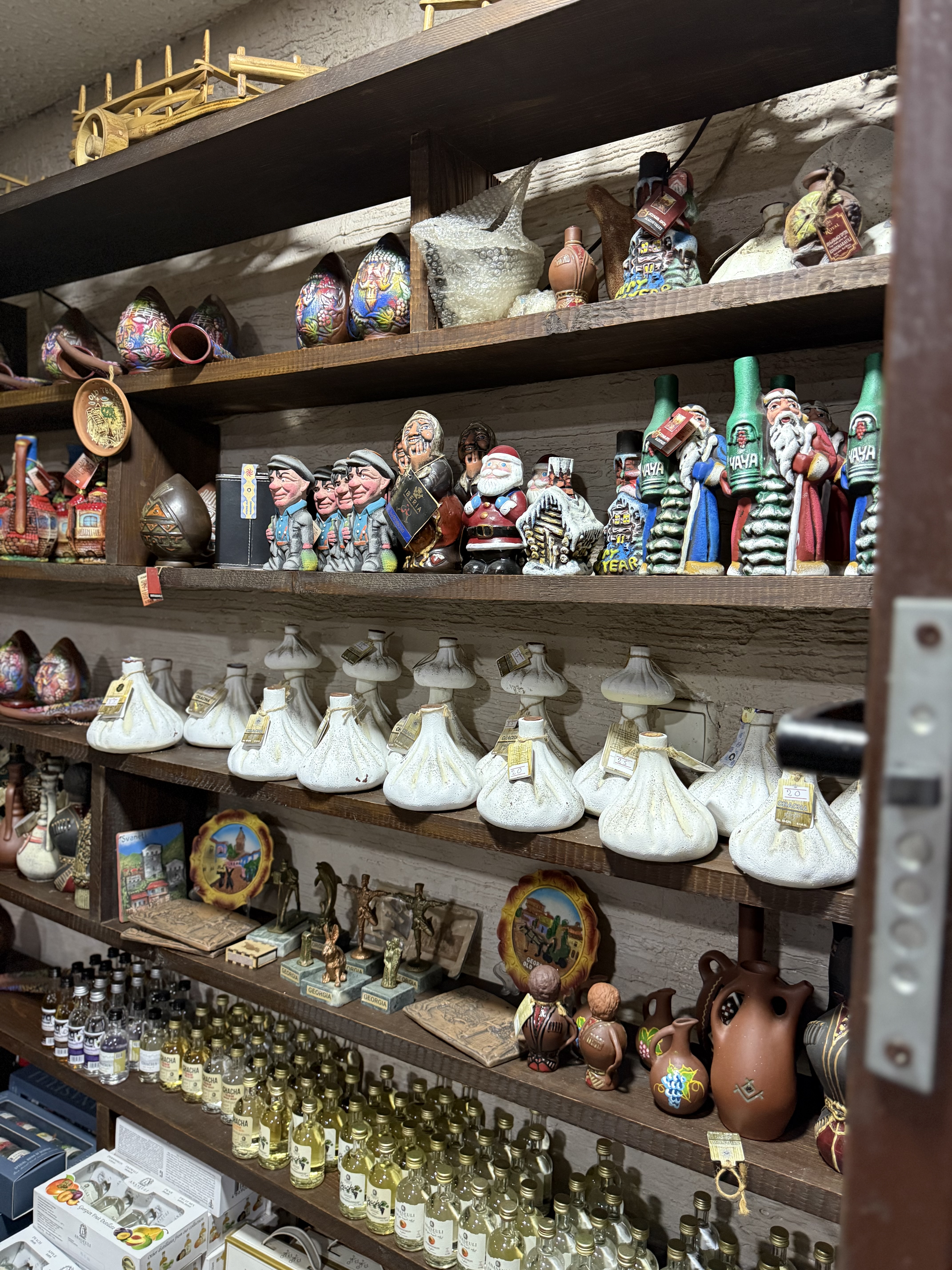 Легенды Грузии: города, вина и монастыри (9/12)