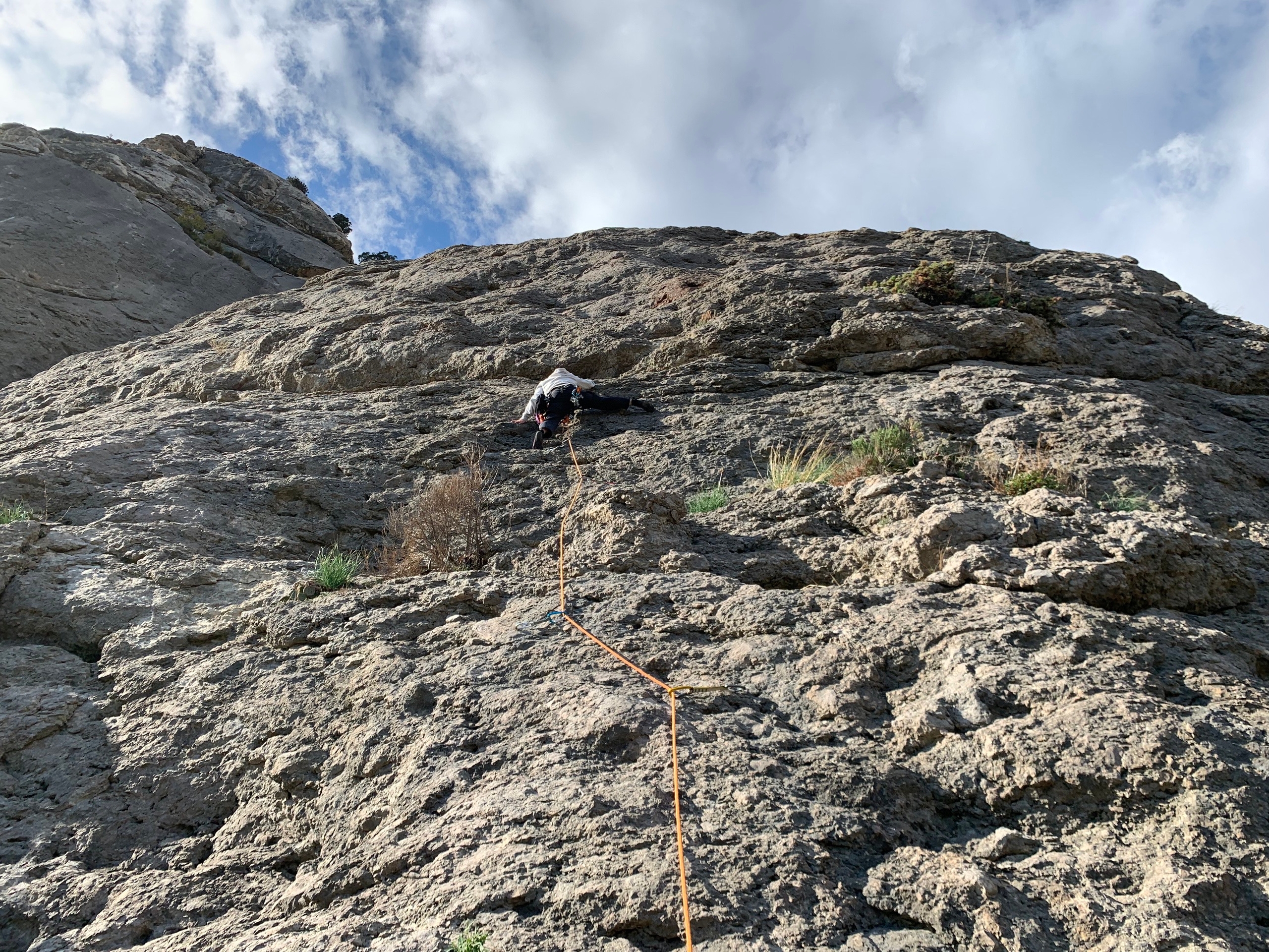 Прогулки по долинам Крыма. Восхождение на гору Сокол. Тренировки по скалолазанию. (13/128)