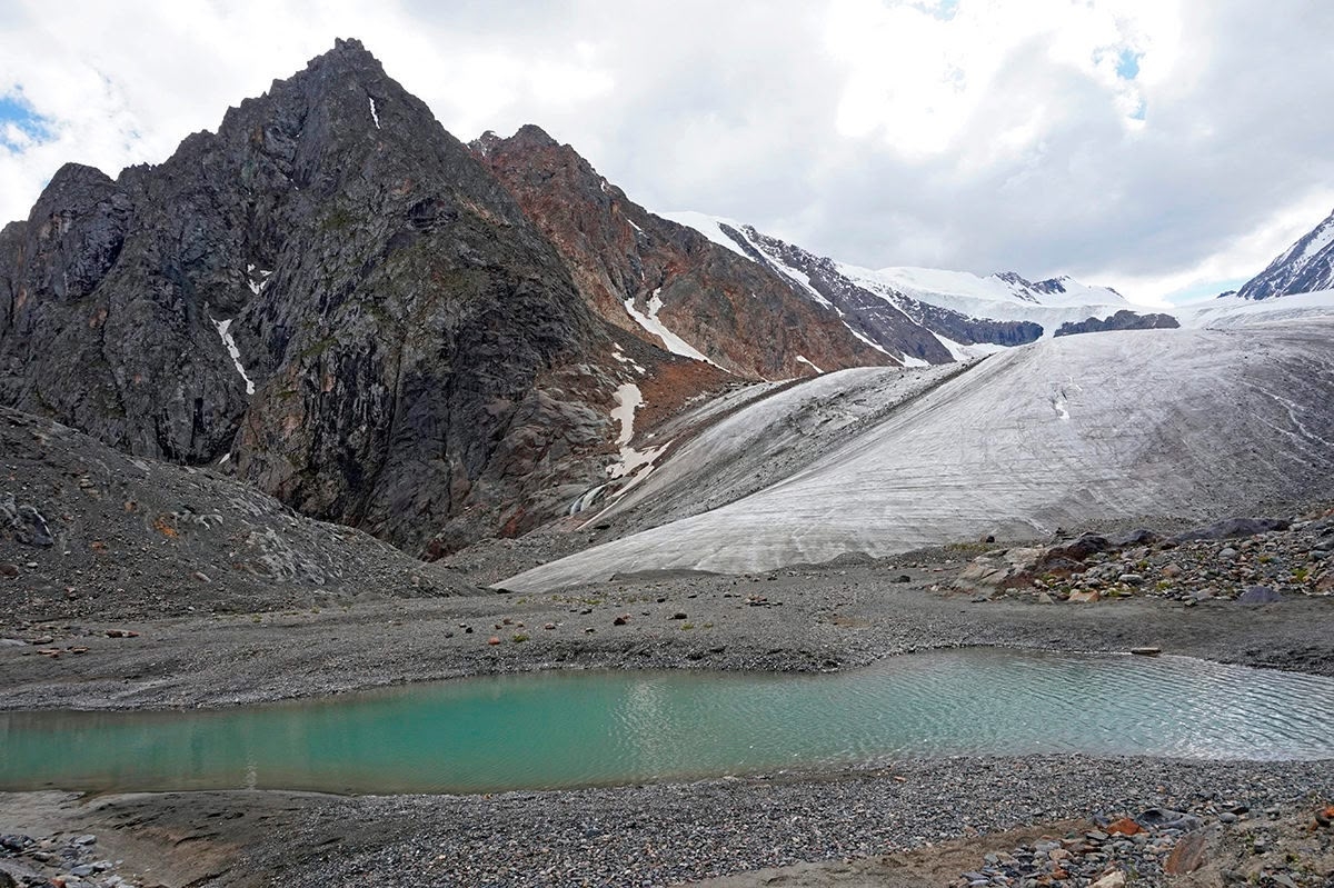 Серебро Алтая, треккинг без рюкзаков к ледникам Актру. (21/36)