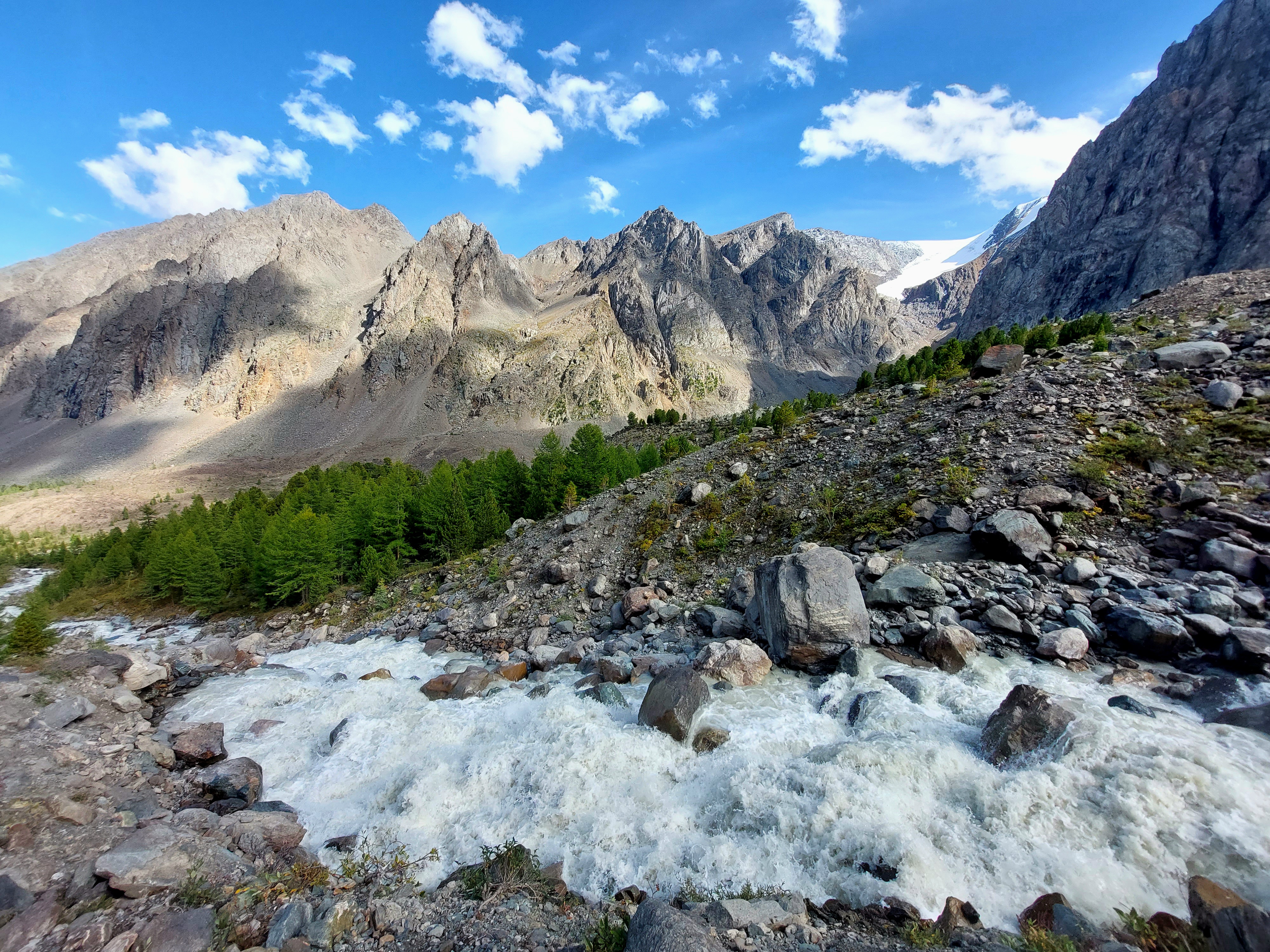 Серебро Алтая, треккинг без рюкзаков к ледникам Актру. (7/36)