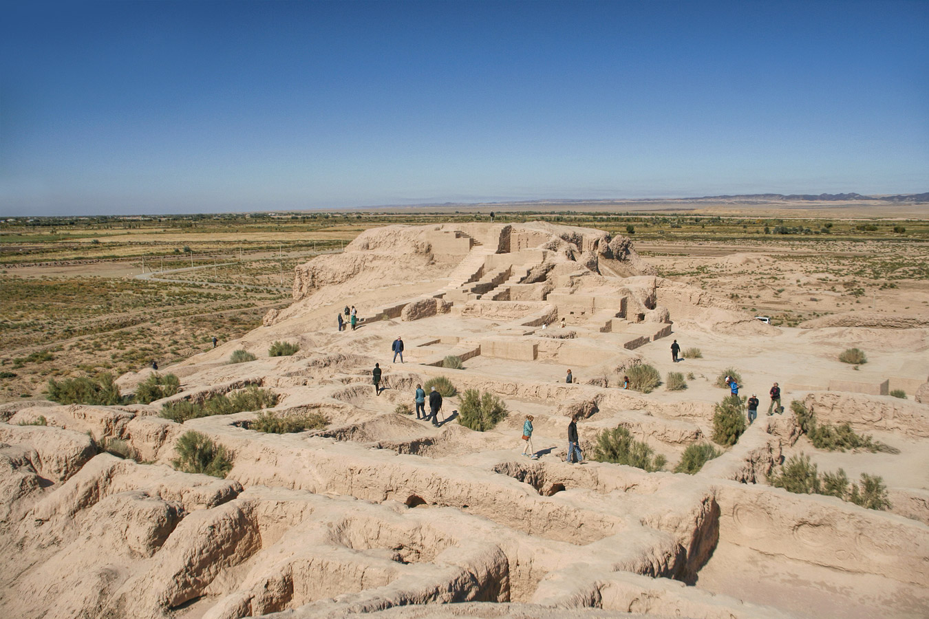 Магия Навруза в сердце Древнего Хорезма: от Ташкента до Хивы с перелетом до Нукус (24/56)