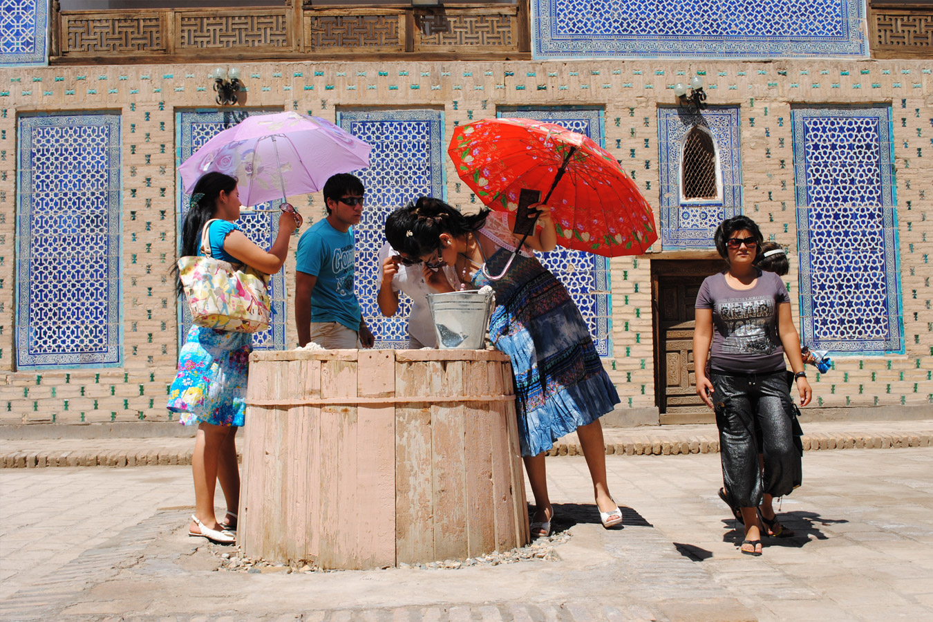 Магия Навруза в сердце Древнего Хорезма: от Ташкента до Хивы с перелетом до Нукус (30/56)