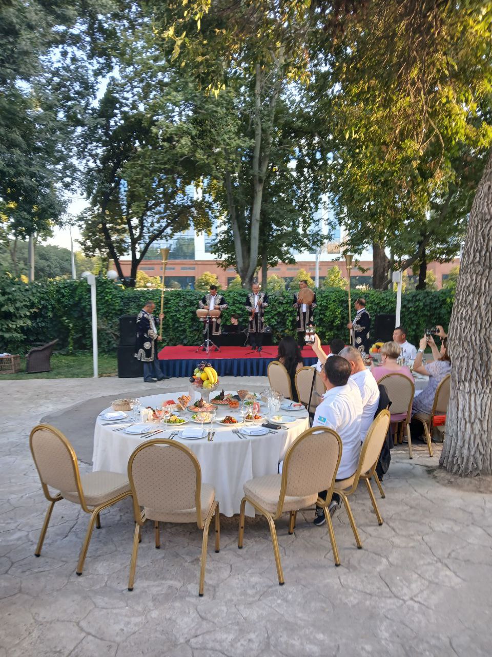 Утренняя и вечерняя экскурсия в сердце Ташкента (группа) (4/24)