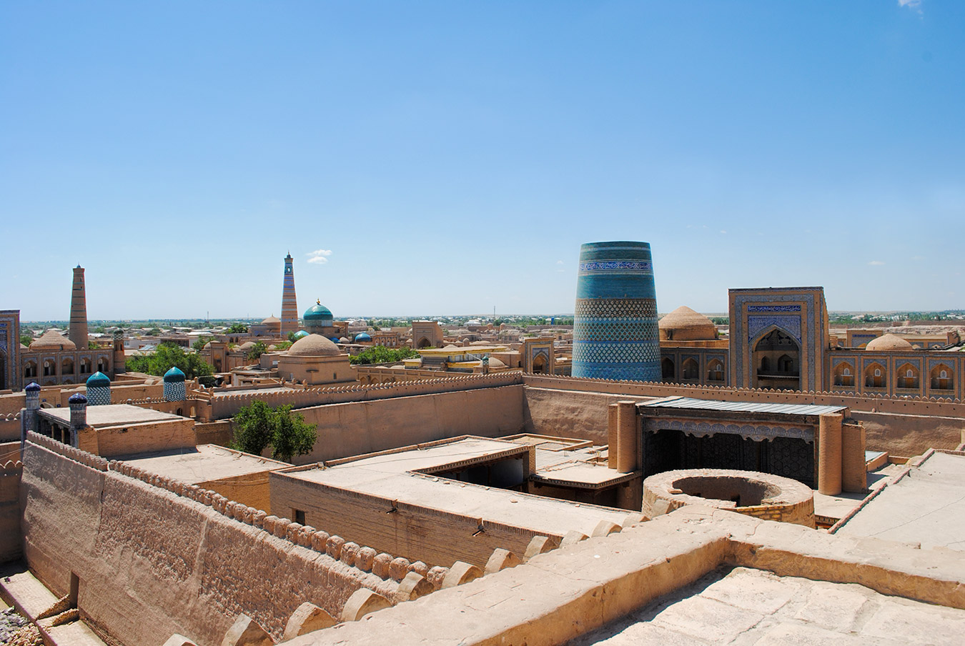 Магия Навруза в сердце Древнего Хорезма: от Ташкента до Хивы с перелетом до Нукус (7/56)
