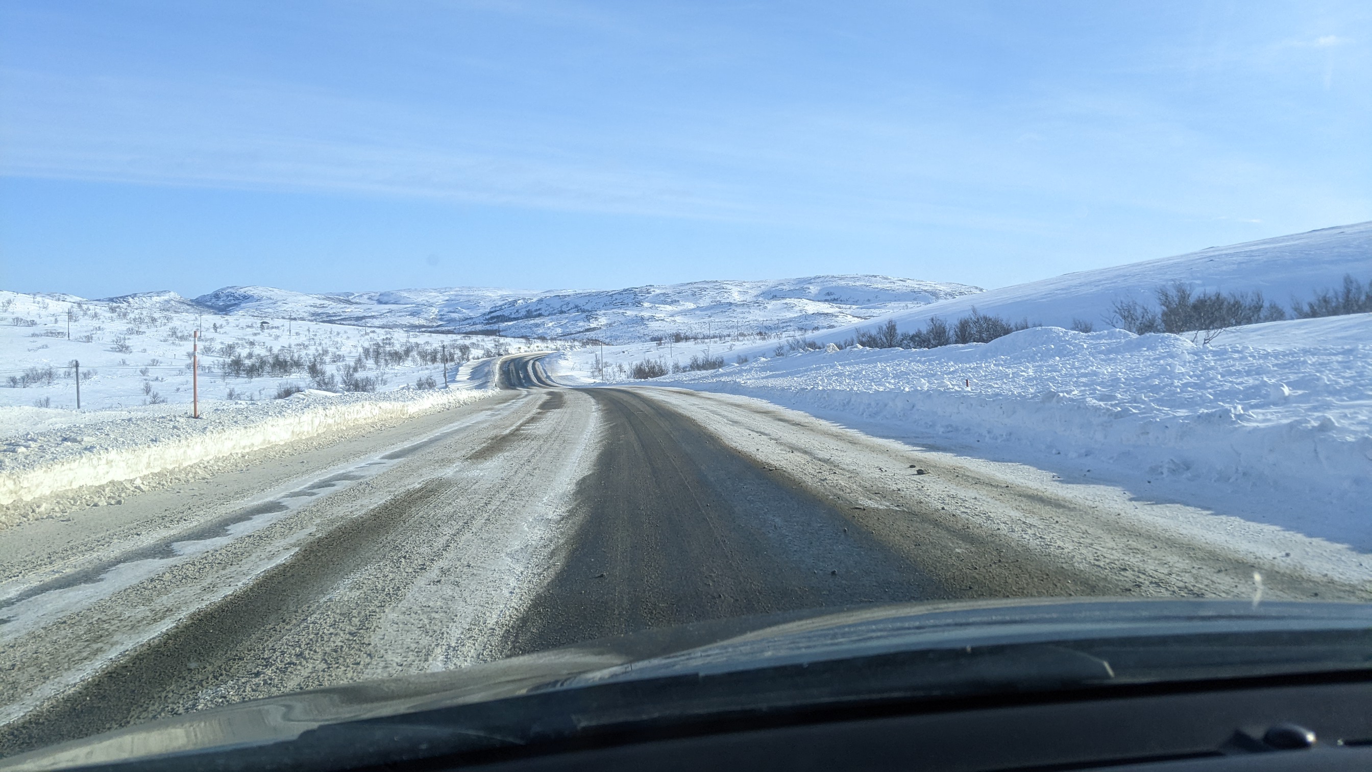 Дикий пляж, скалы и морские обитатели. (9/24)