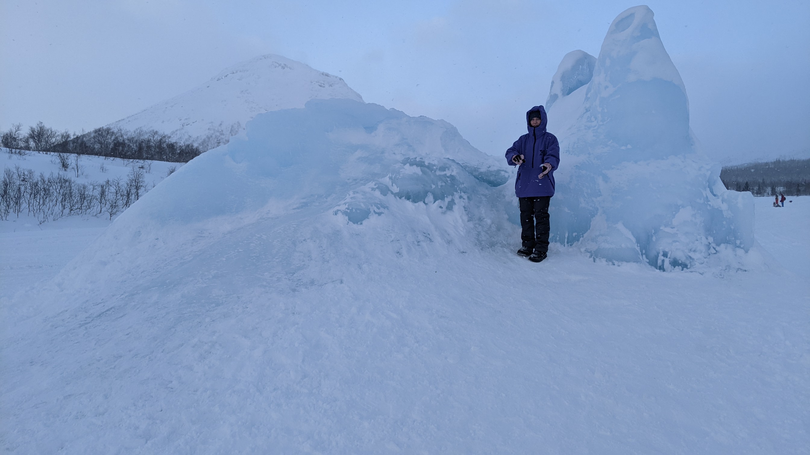По горнолыжным трассам За Полярным кругом (11/42)