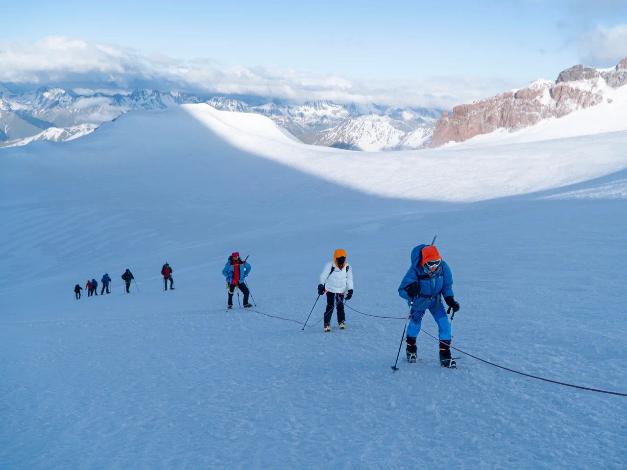 Казбек Из Грузии (комфорт) (4/20)