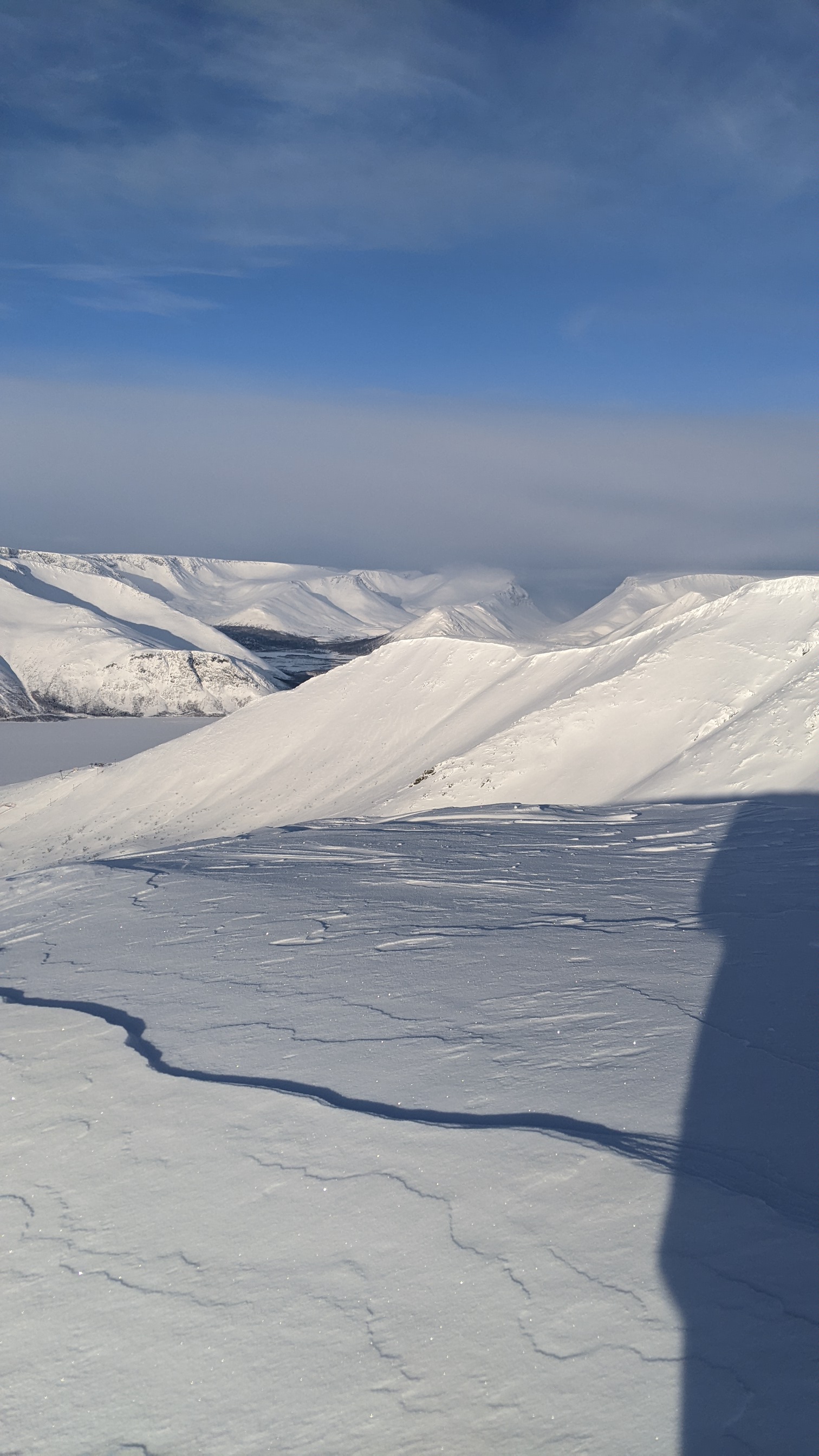 По горнолыжным трассам За Полярным кругом (9/42)
