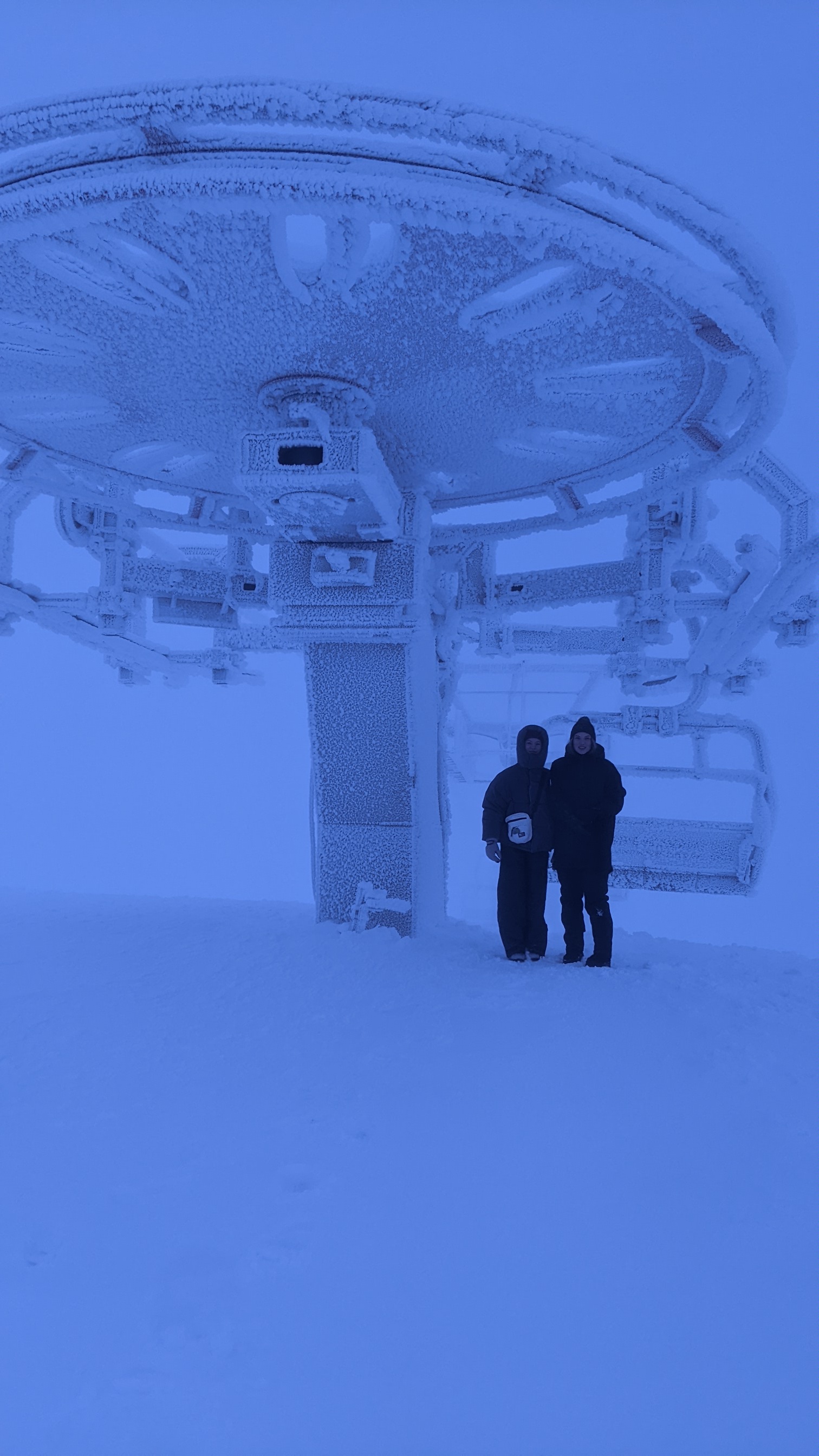 По горнолыжным трассам За Полярным кругом (22/42)