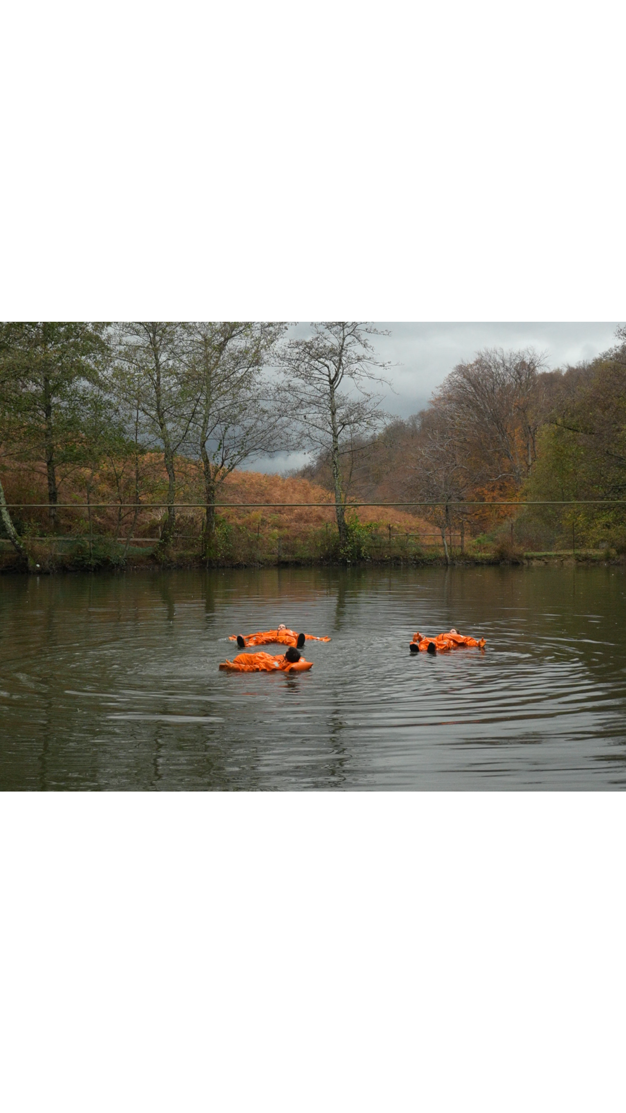 Айс-флоатинг на Ольховом озере: Зимнее спокойствие в горах Сочи