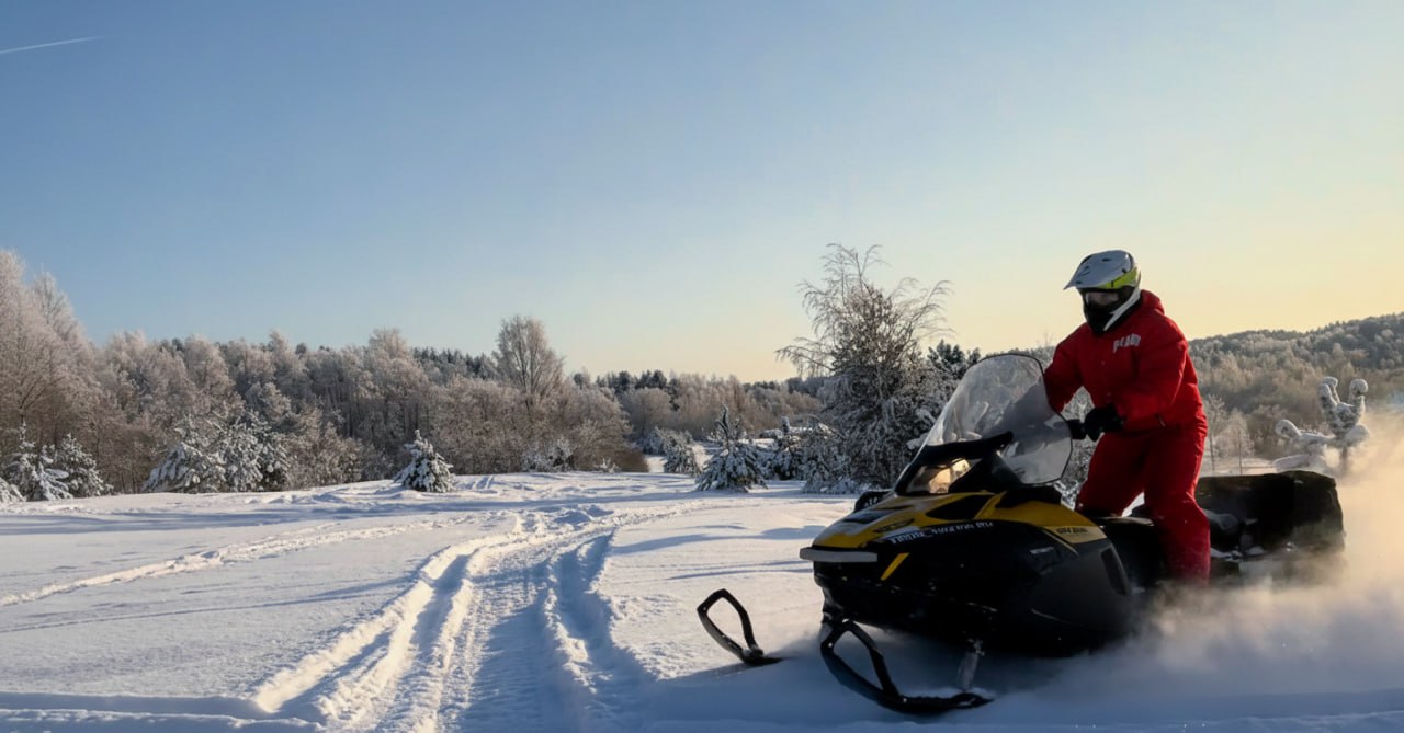 Снегоходное приключение в Карелии