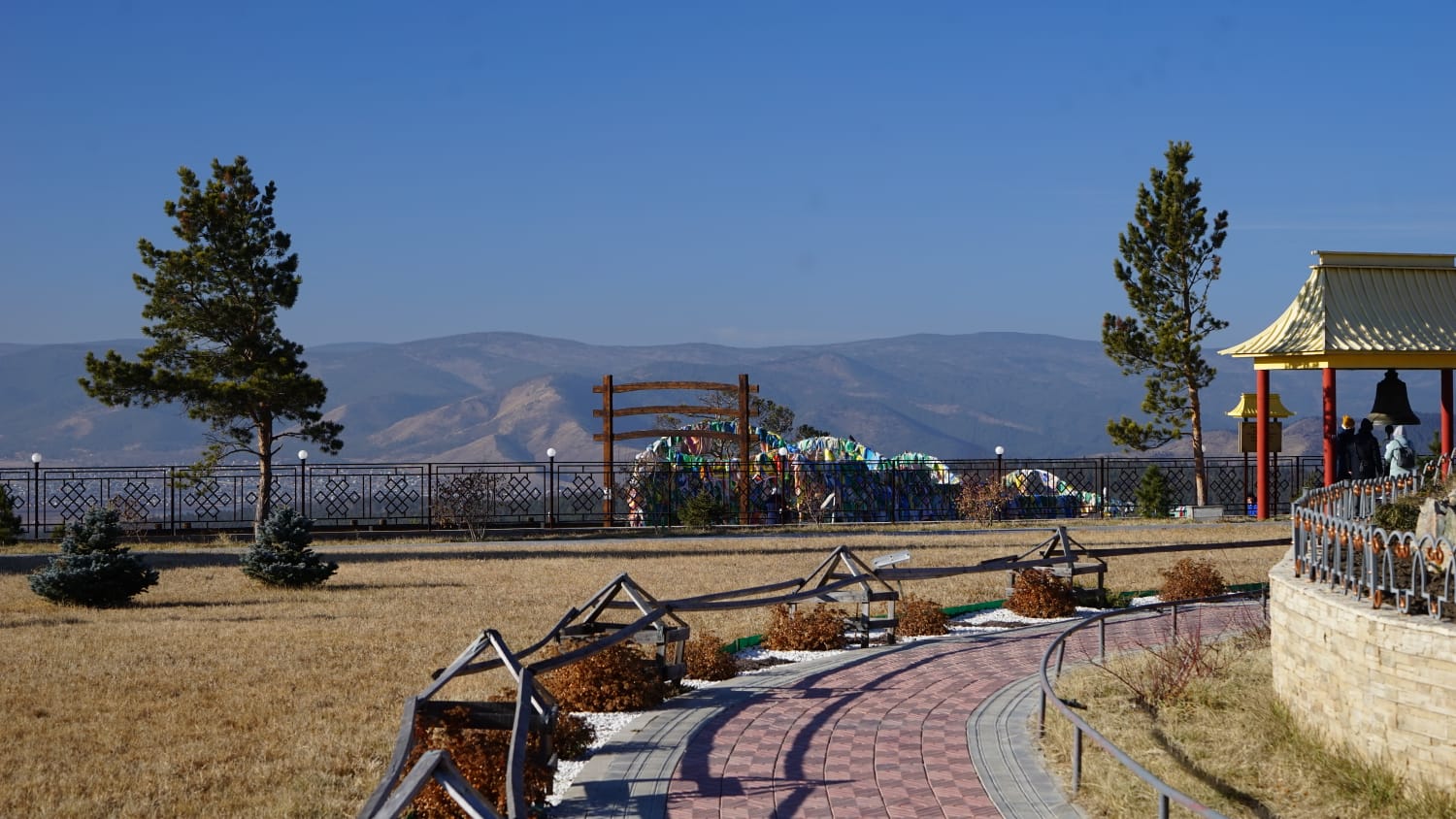 Улан-Удэ с высоты птичьего полета: панорамные виды и дацан Ринпоче Багша (6/17)