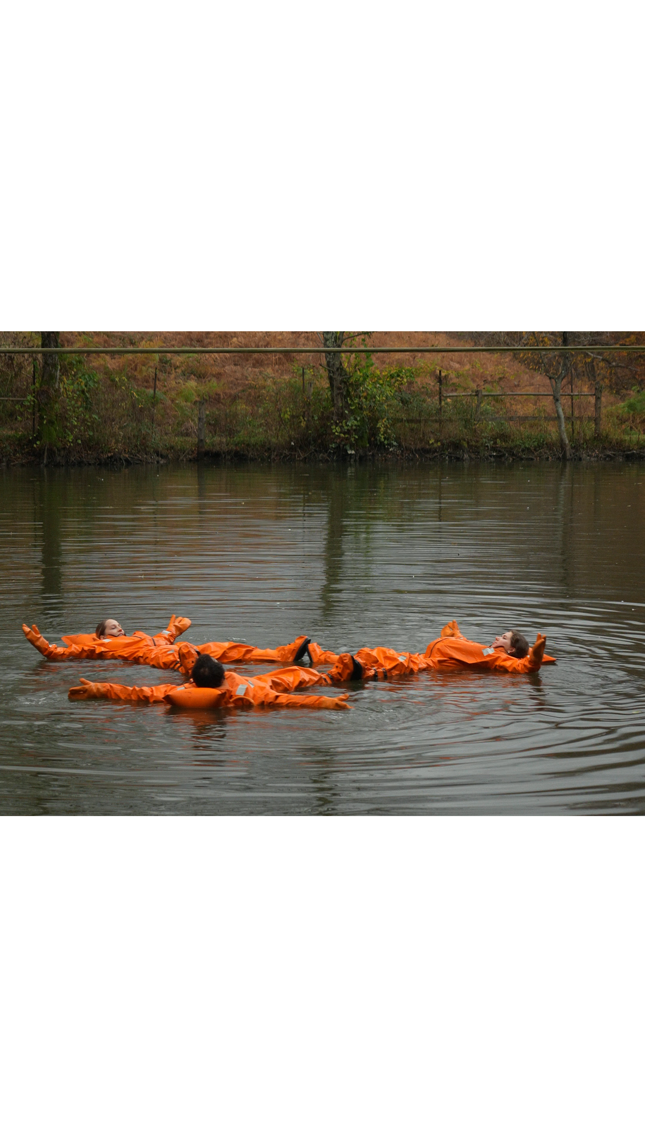 Айс-флоатинг на Ольховом озере: Зимнее спокойствие в горах Сочи (5/8)