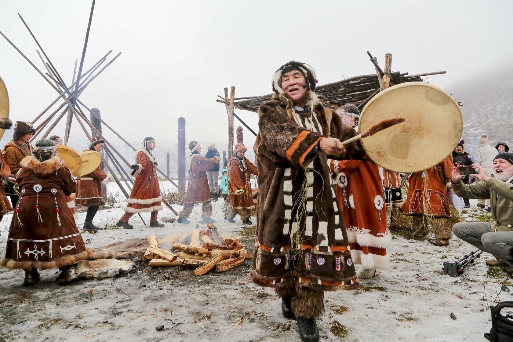 Коренные народы и собачьи упряжки
