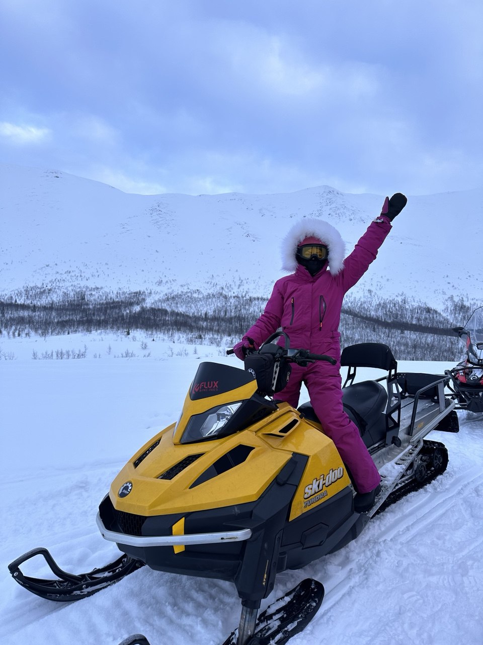 Айсфлоатинг, снегоходы, северное сияние. Комфорт тур до 7 чел. Хибины. (4/37)