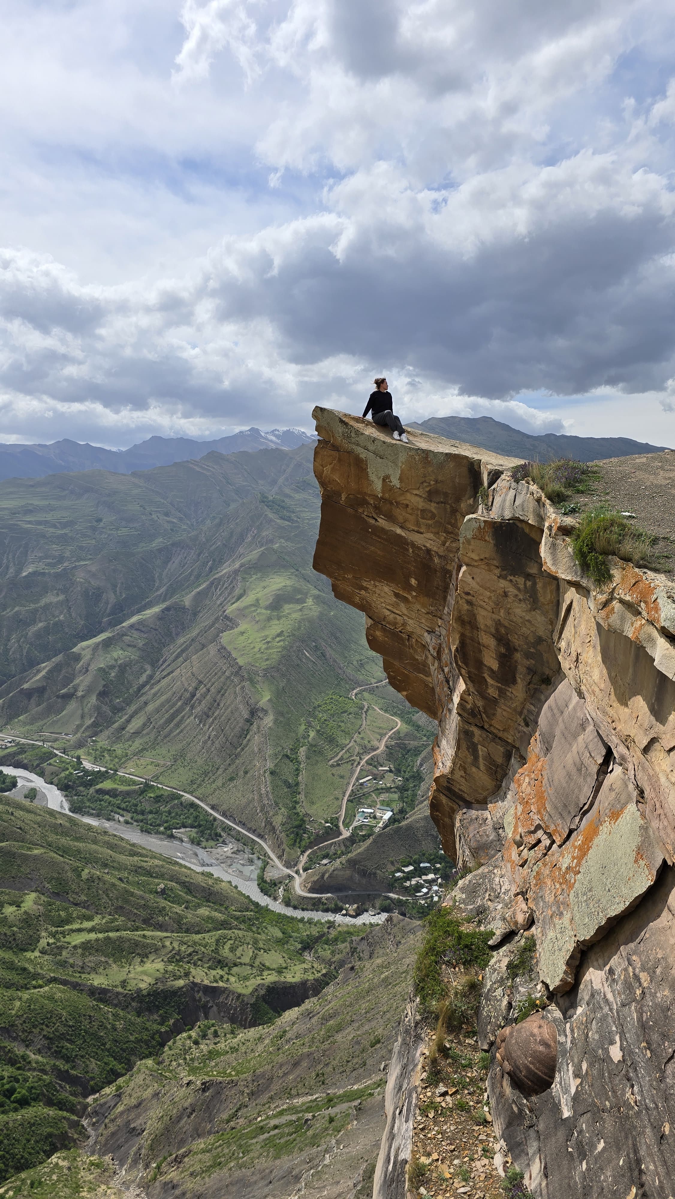 Ущелья, храмы и гостеприимство Гоора