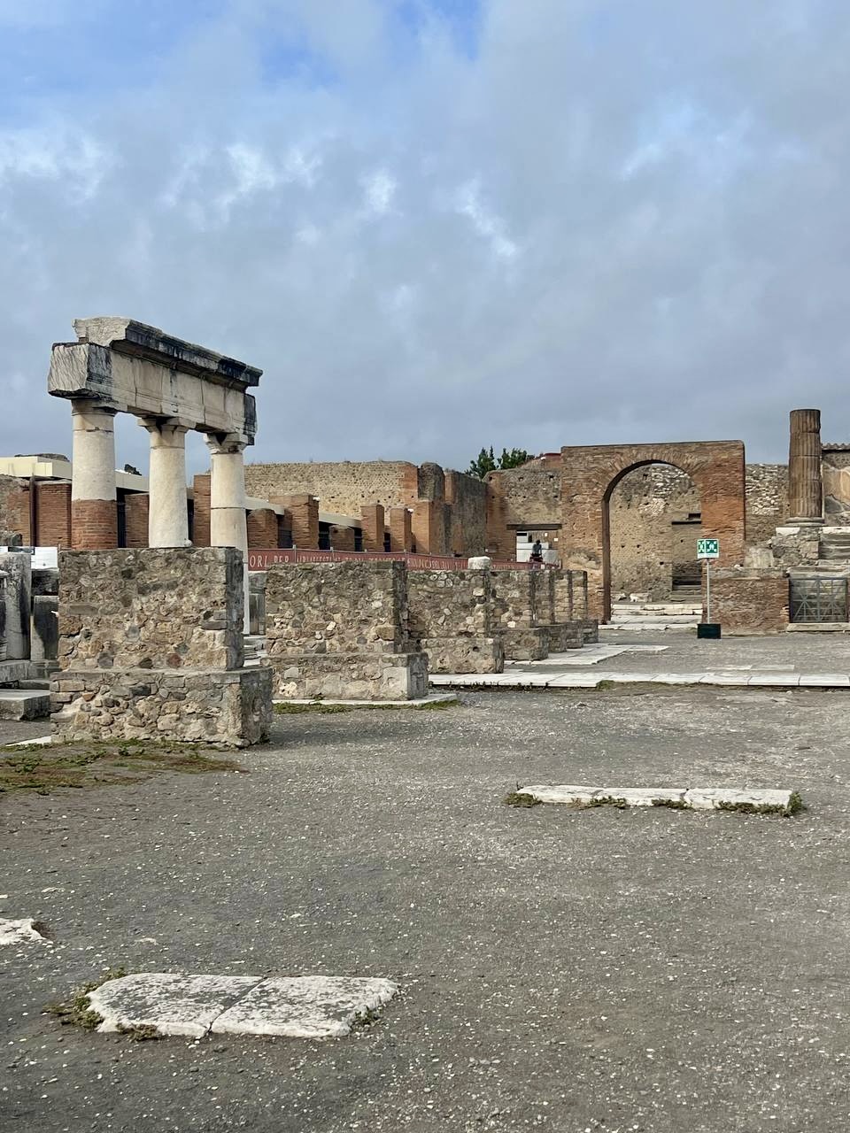 Неаполь и Помпеи (старт из Рима) (12/14)