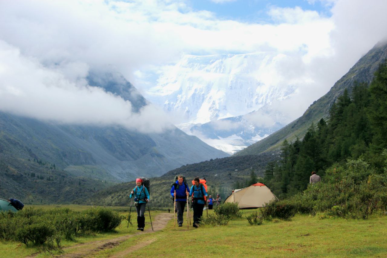 К подножию Белухи