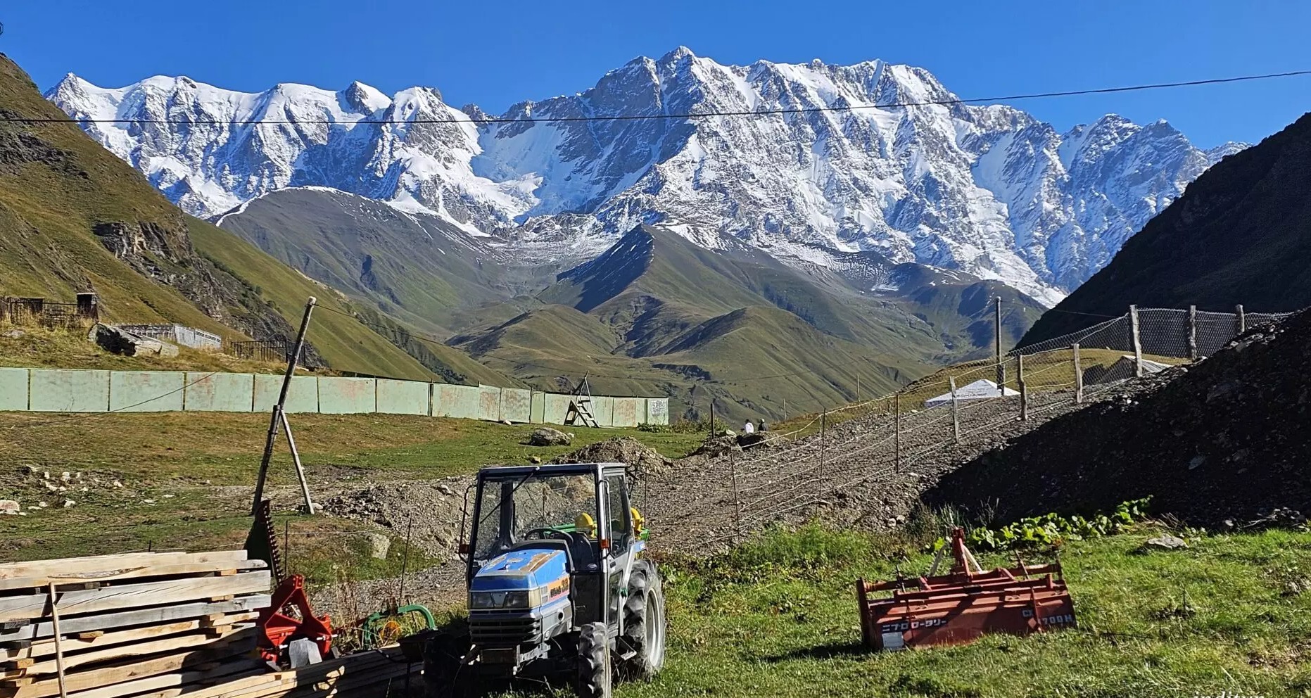 Грузия. Краски Сванетии. (48/90)