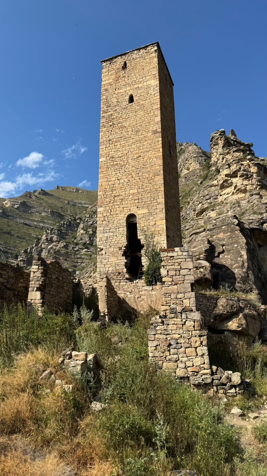 Пять дней между небом и морем: Путешествие сквозь Дагестан