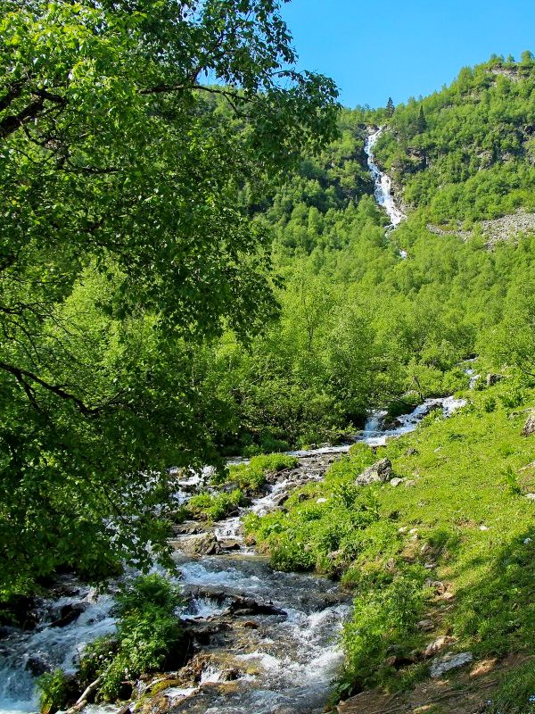 Водопад Орлёнок