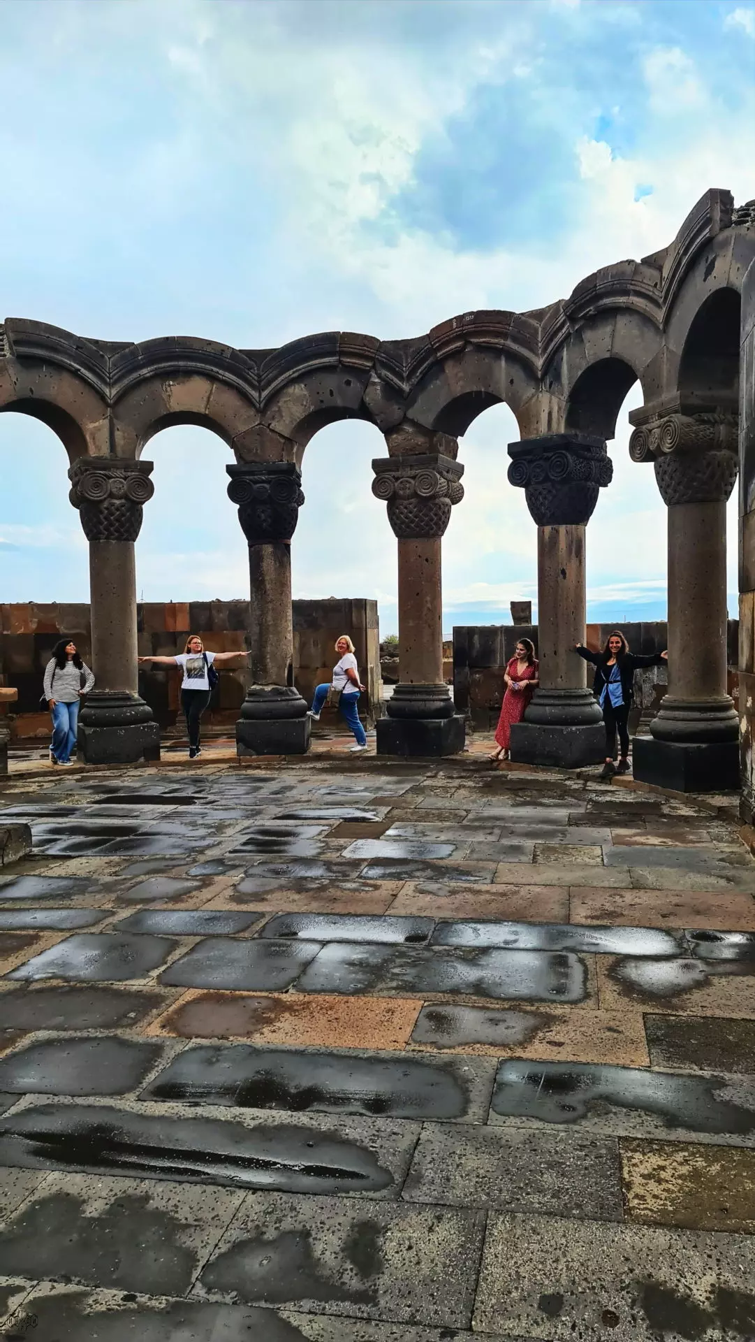 Ласковая Армения (2/136)