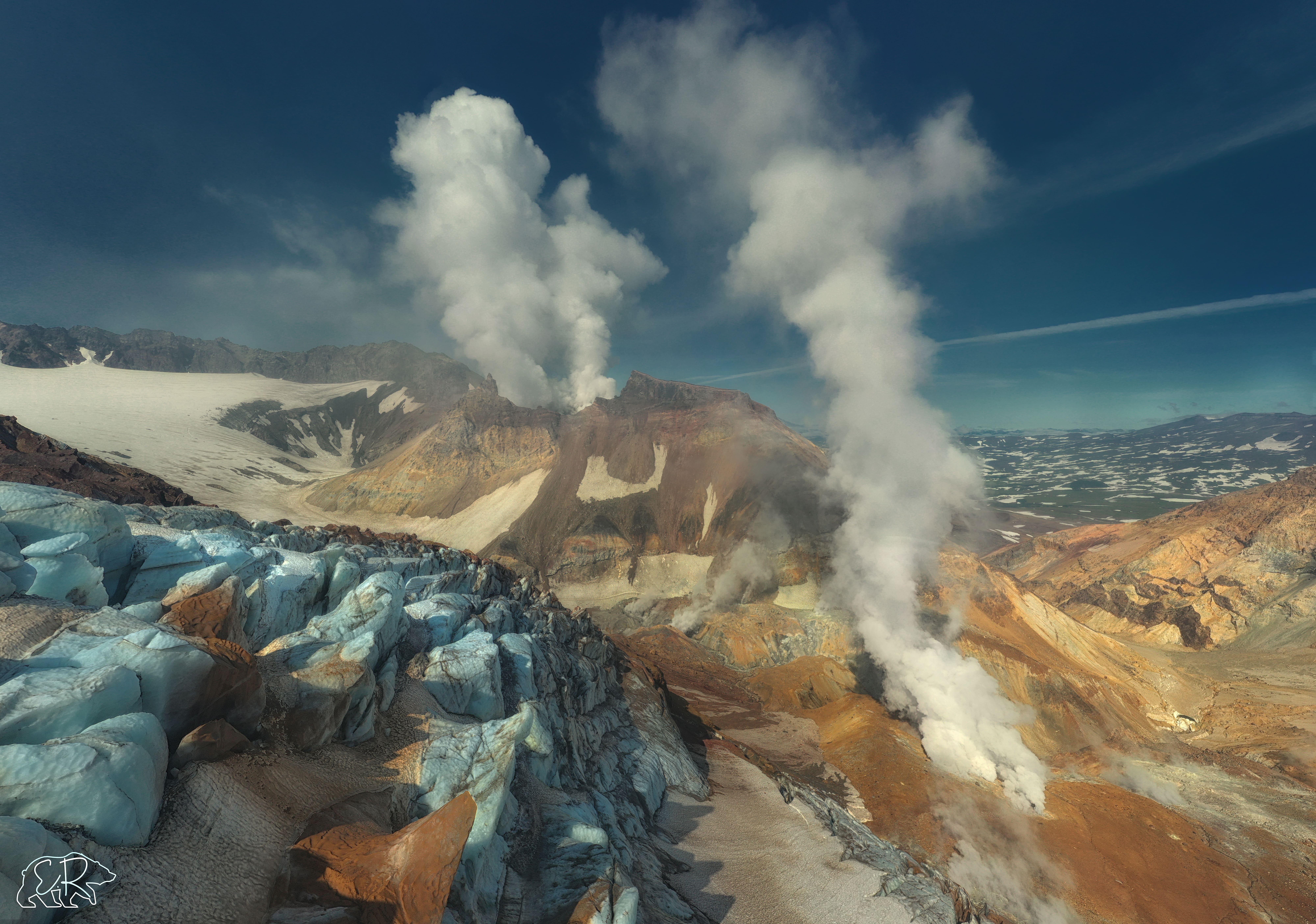 Восхождение на вулкан Мутновский + каньон Опасный