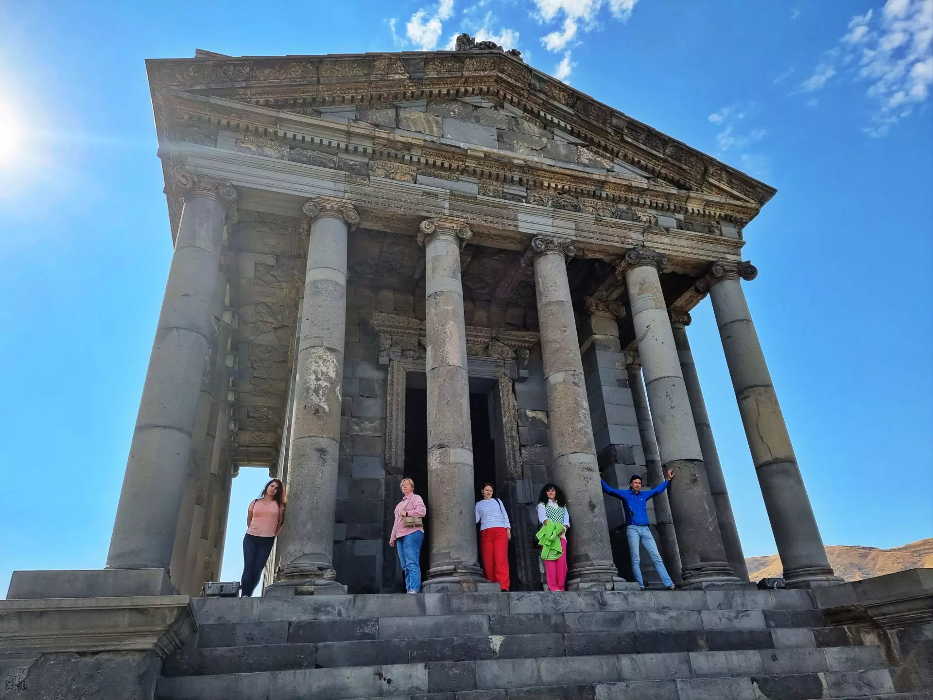 Ласковая Армения (90/136)