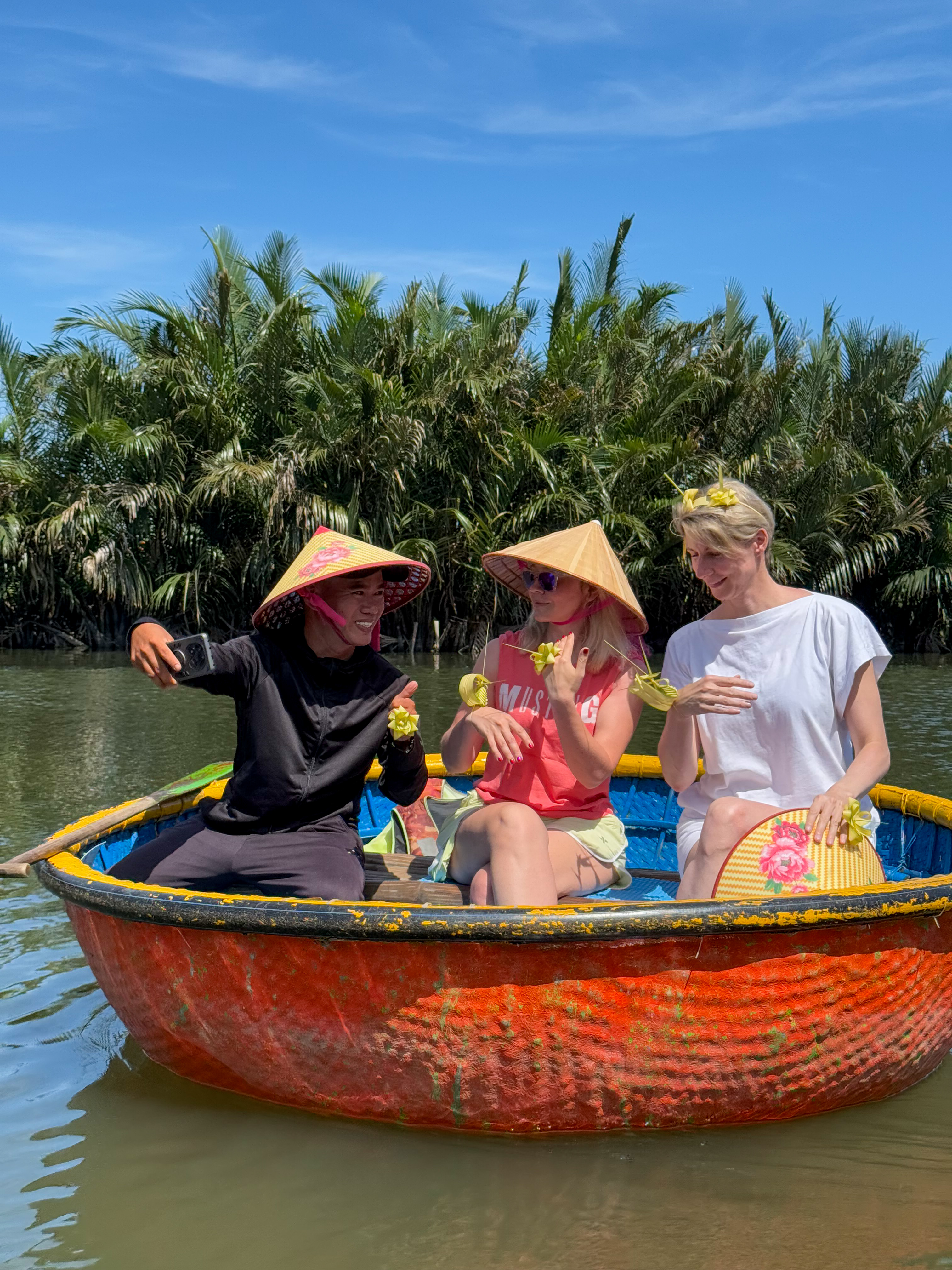 Хойан - за пределами открытки