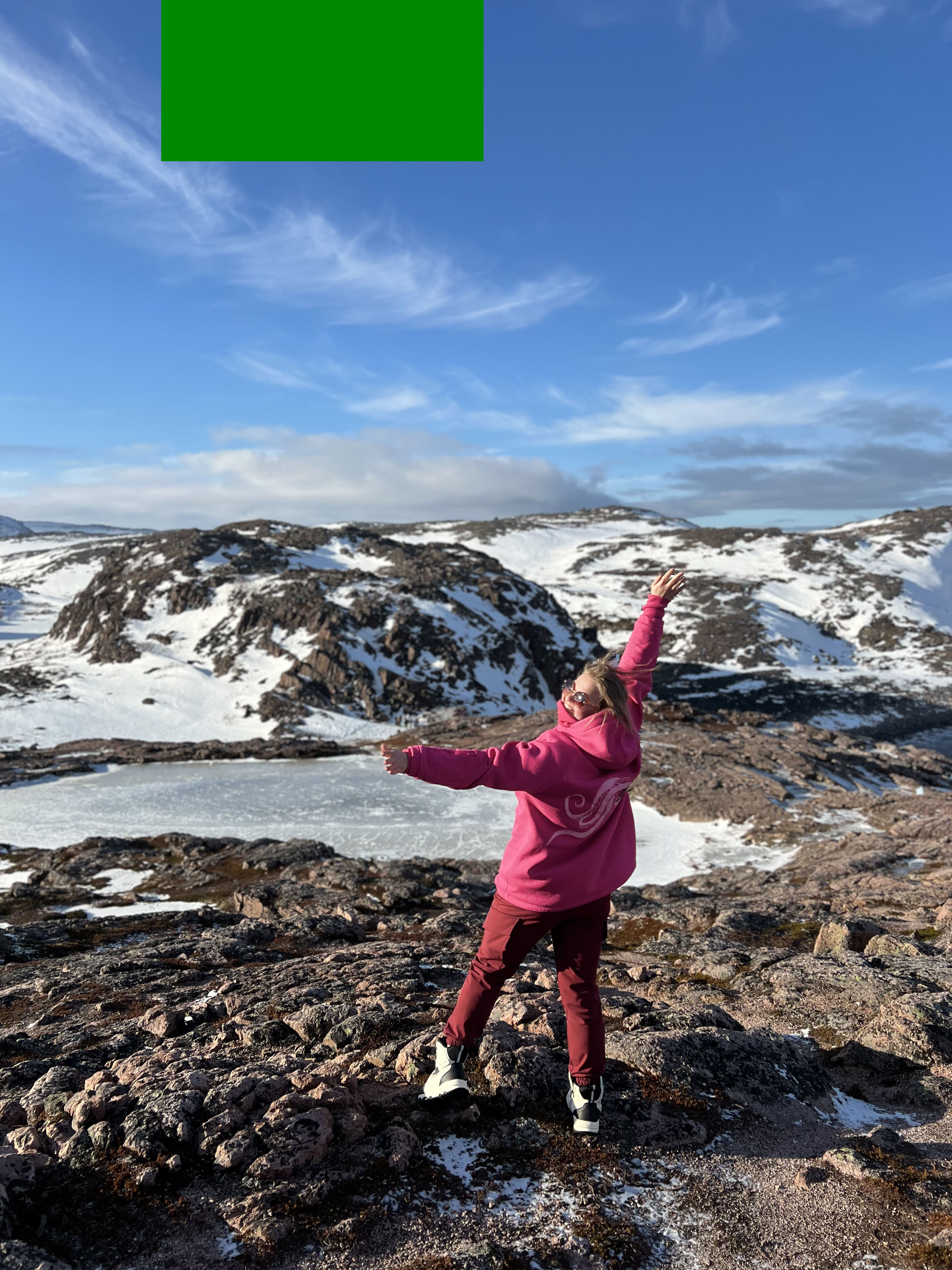 Максимум на зимнем Кольском: Северное сияние, флоатинг, киты и олени