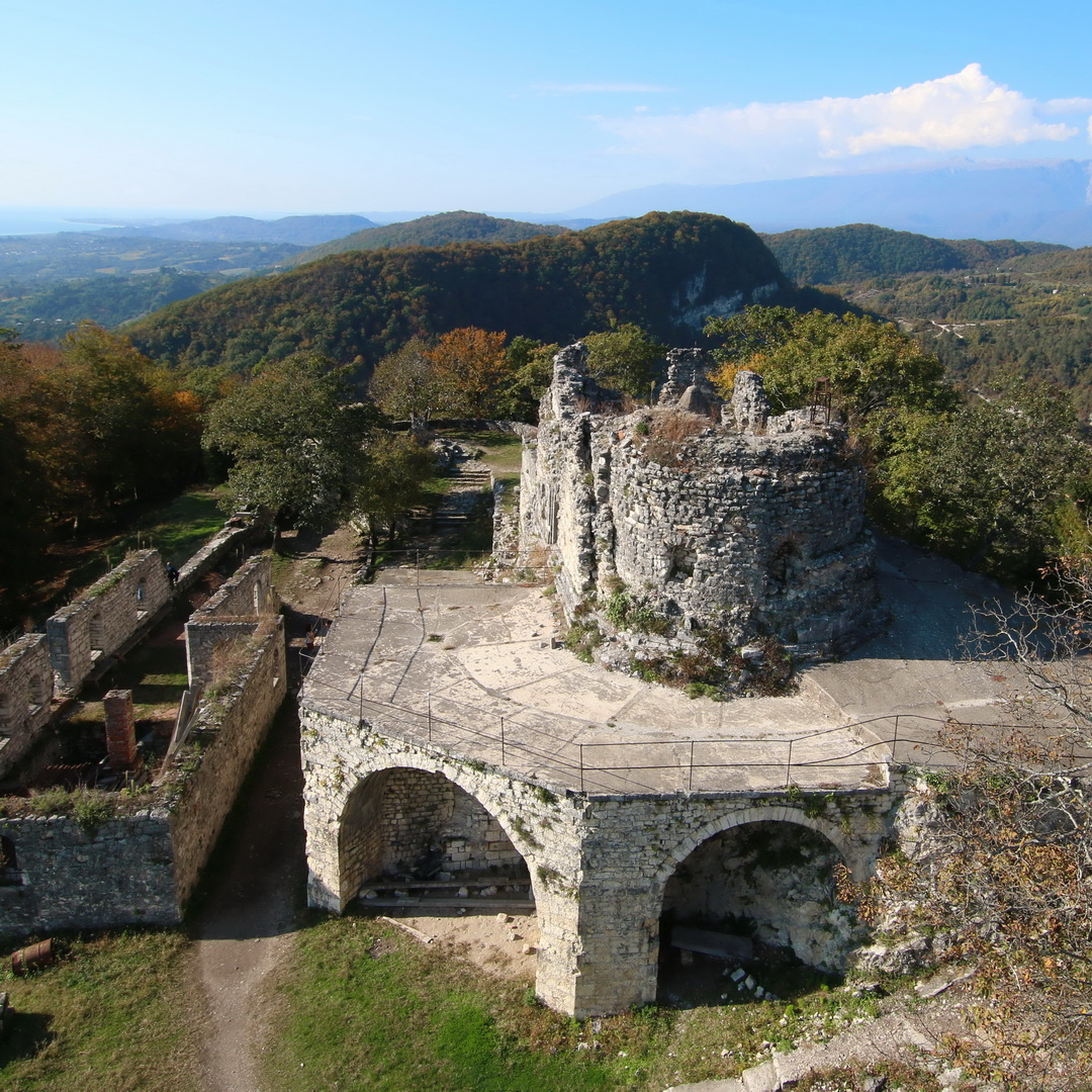 Абхазия Души :  Дни Независимости & День Победы (4/48)