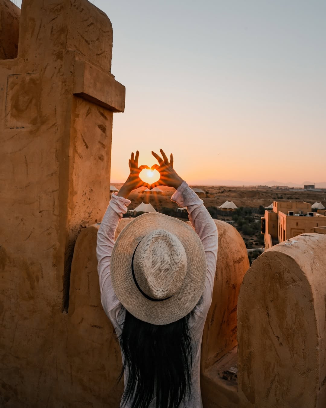 Не Дубай. Путешествие в другие Эмираты. Пустыни, горы и океан. (2/33)