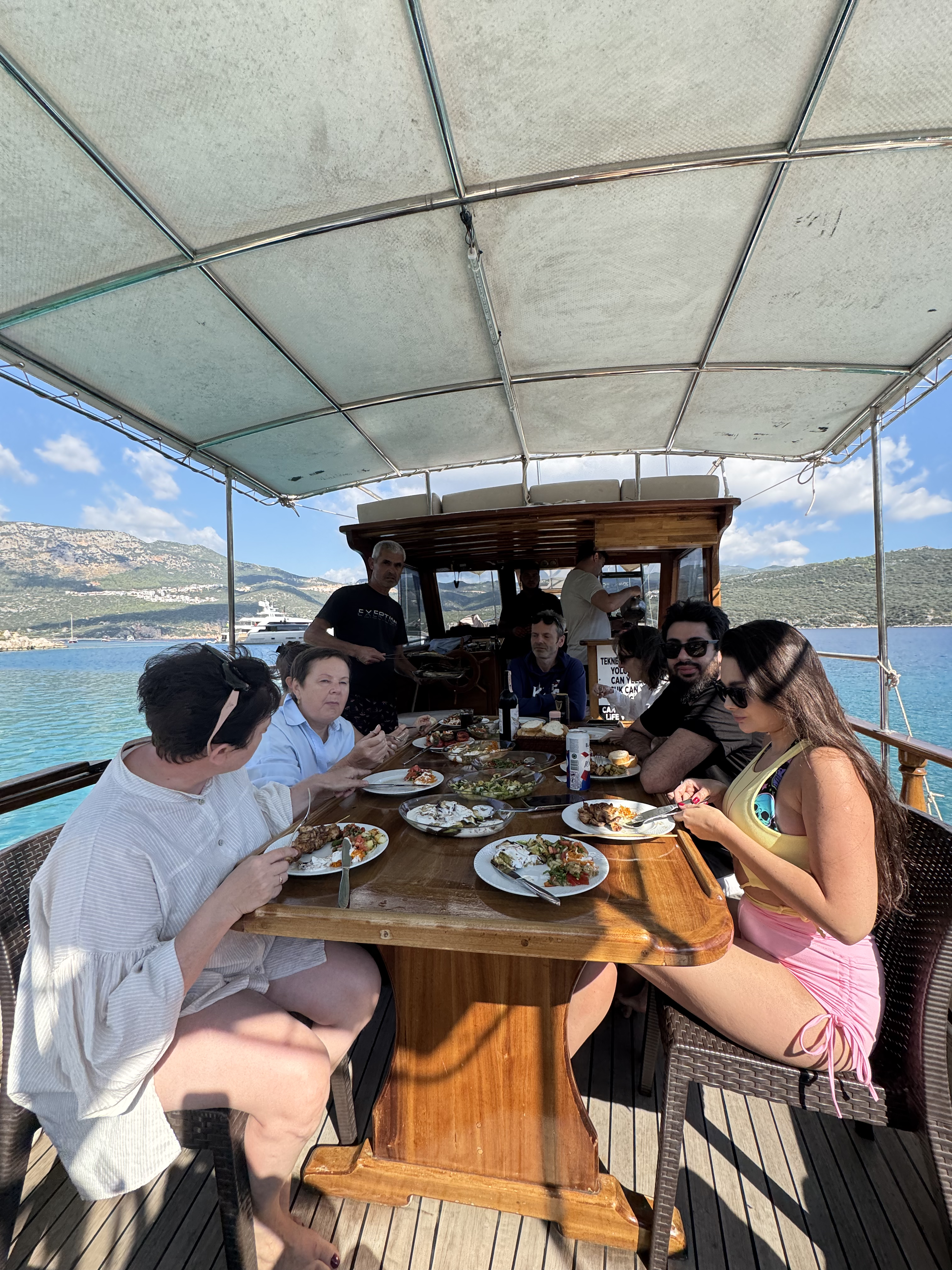 Свободный день (прогулка на яхте)