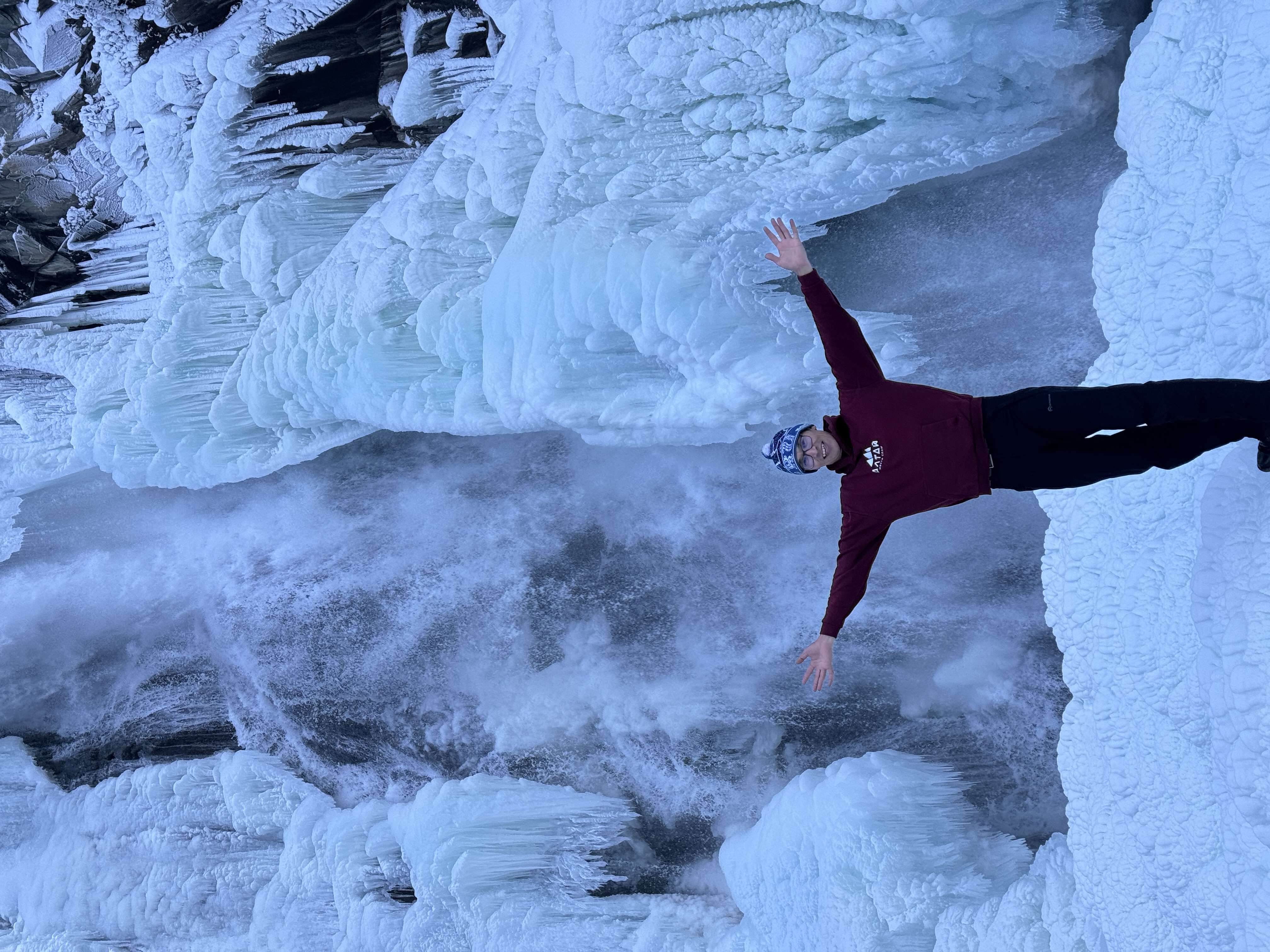 Зимнее объятие Алтая (2/17)