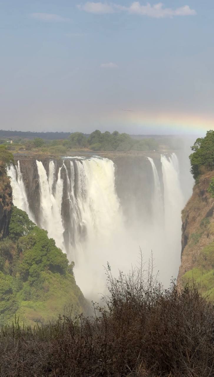 К окрестностям водопада