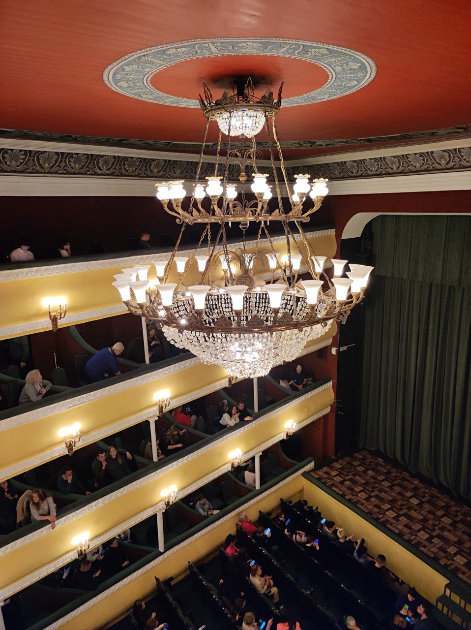 Театральная Кострома с посещением театра (1/16)