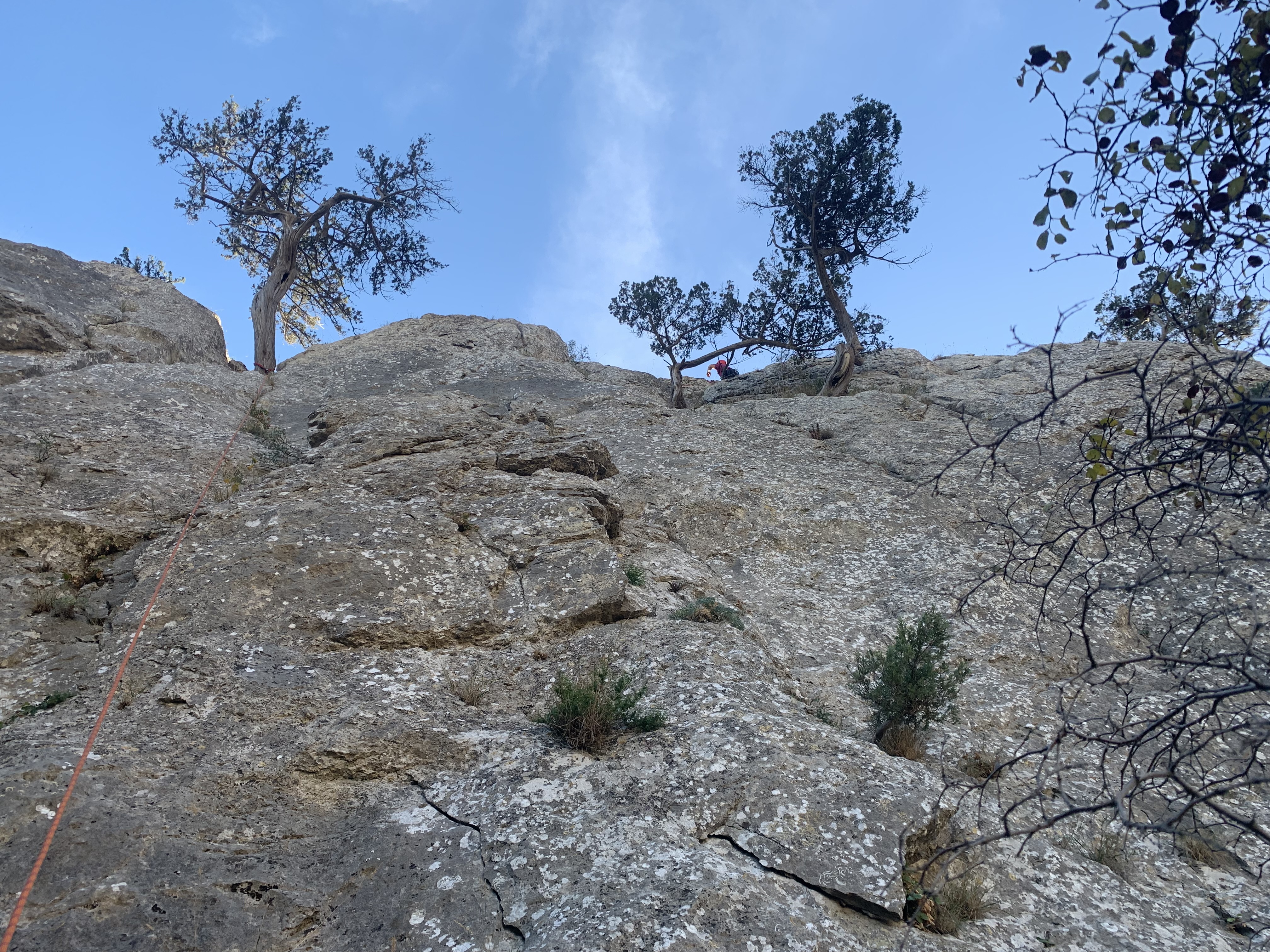 Прогулки по долинам Крыма. Восхождение на гору Сокол. Тренировки по скалолазанию. (100/128)