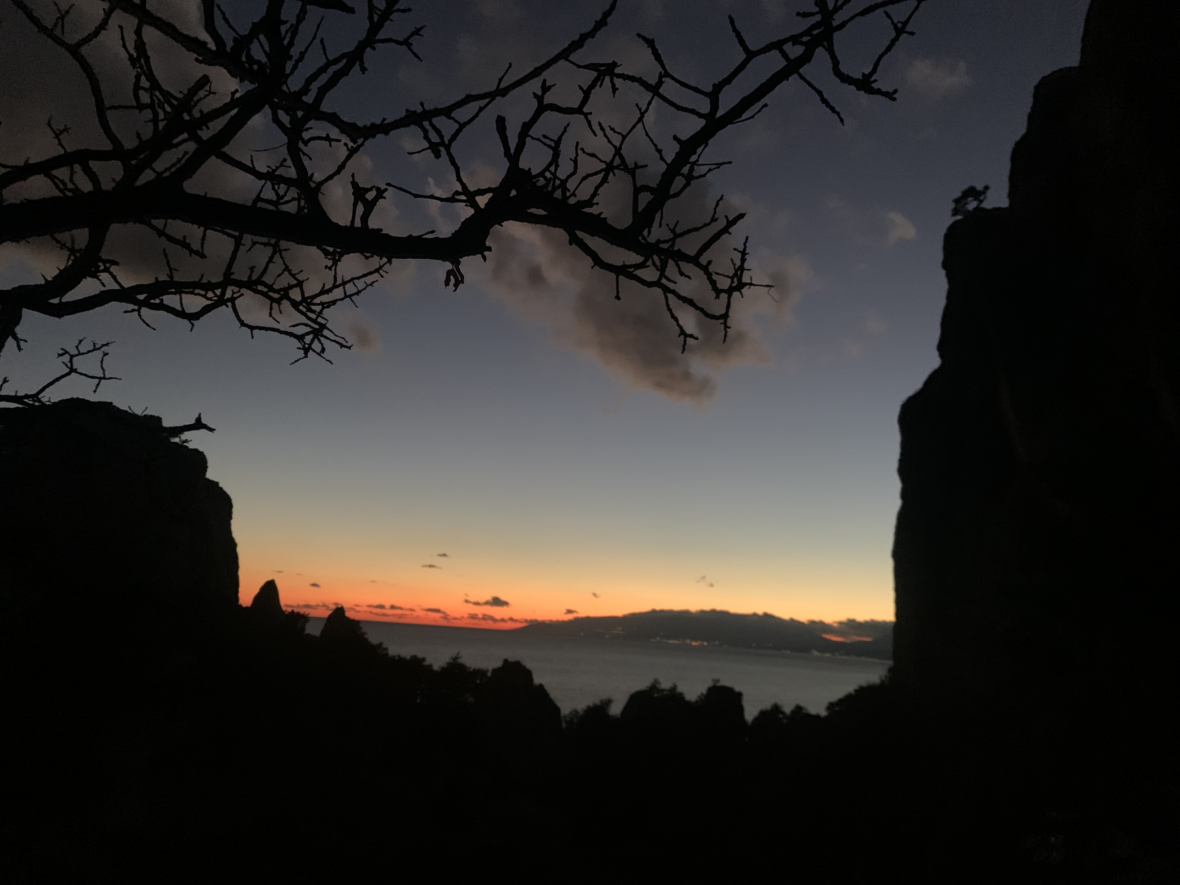 Прогулки по долинам Крыма. Восхождение на гору Сокол. Тренировки по скалолазанию. (45/128)