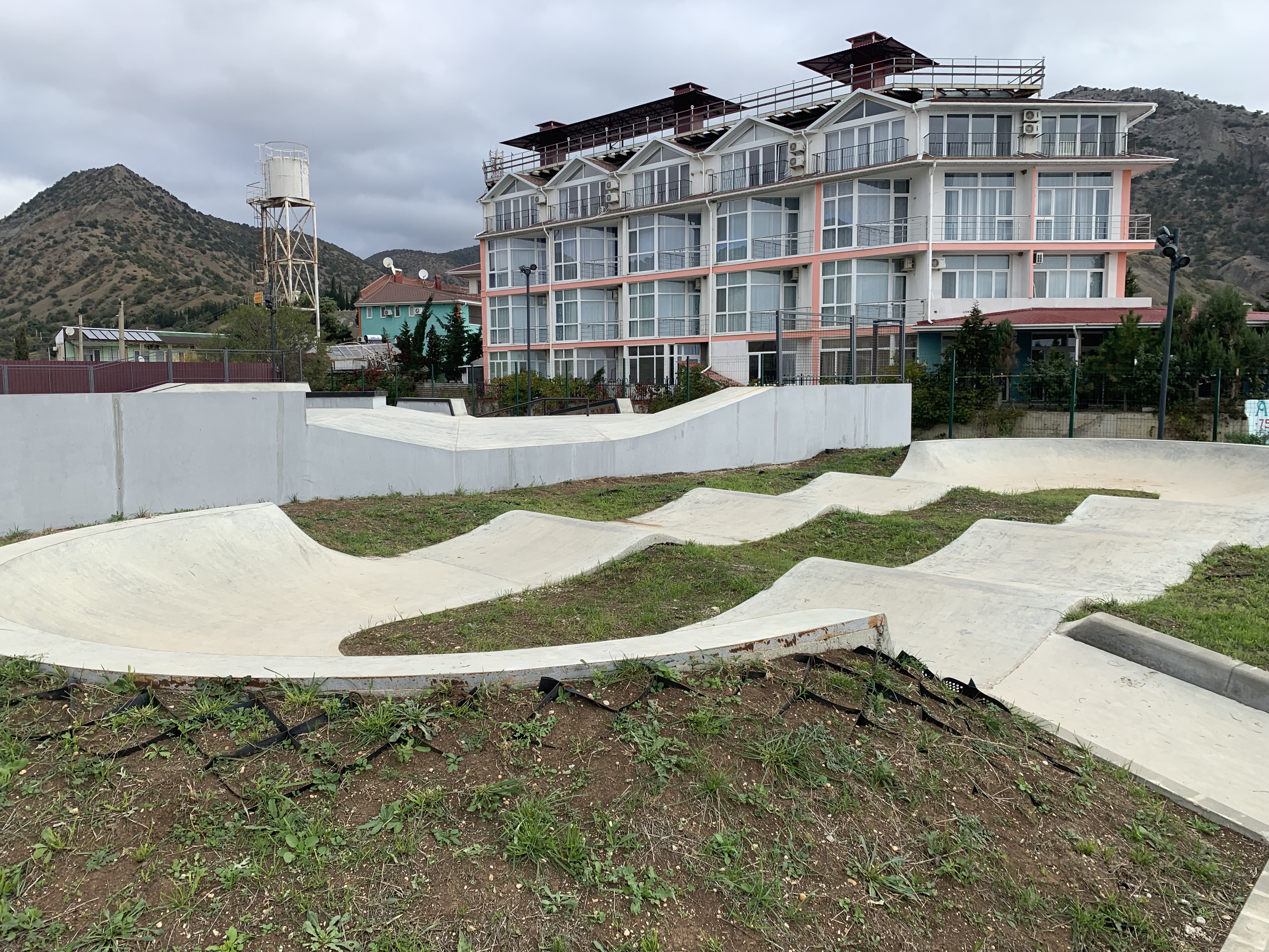 Прогулки по долинам Крыма. Восхождение на гору Сокол. Тренировки по скалолазанию. (81/128)