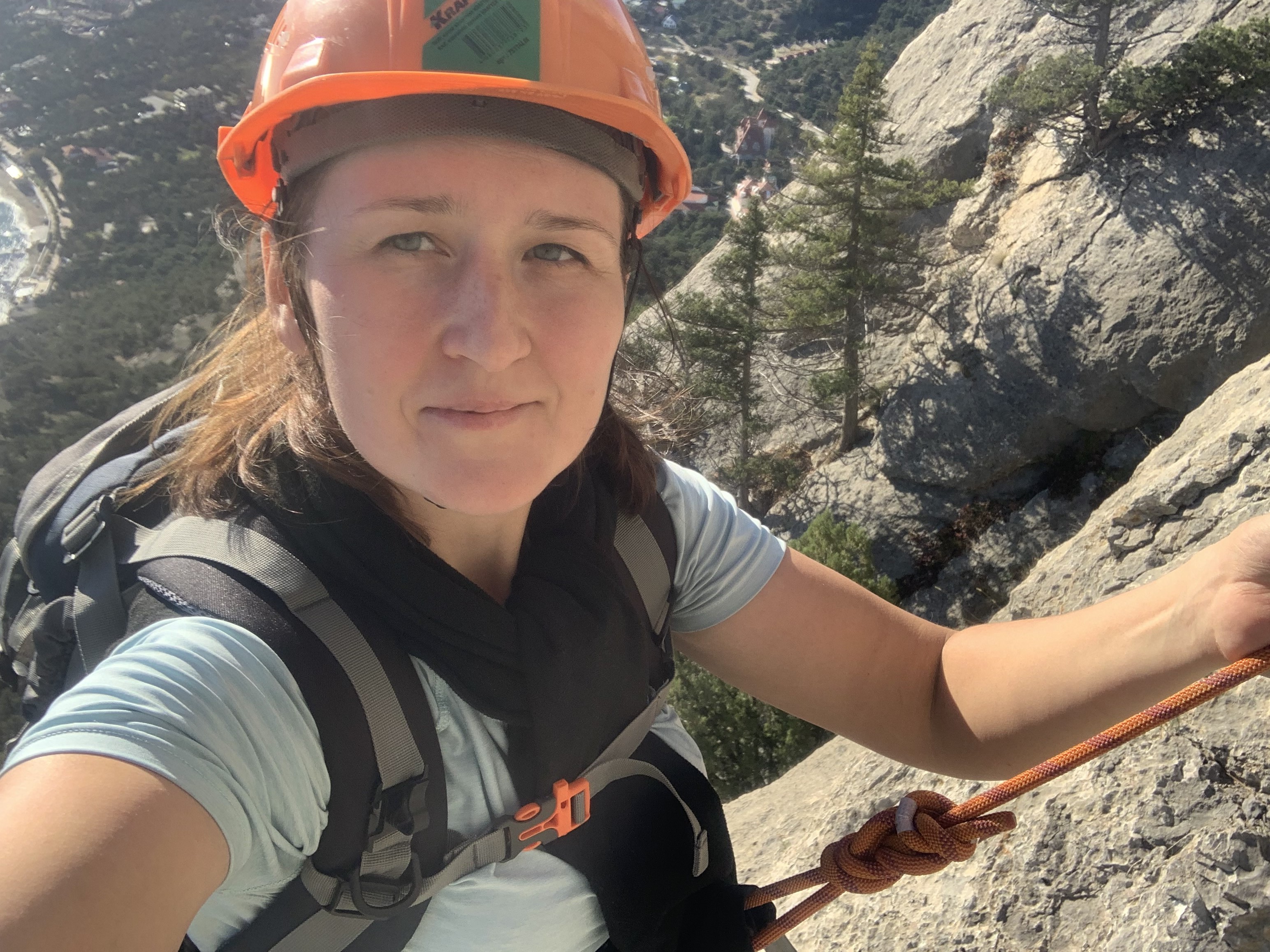 Прогулки по долинам Крыма. Восхождение на гору Сокол. Тренировки по скалолазанию. (64/128)