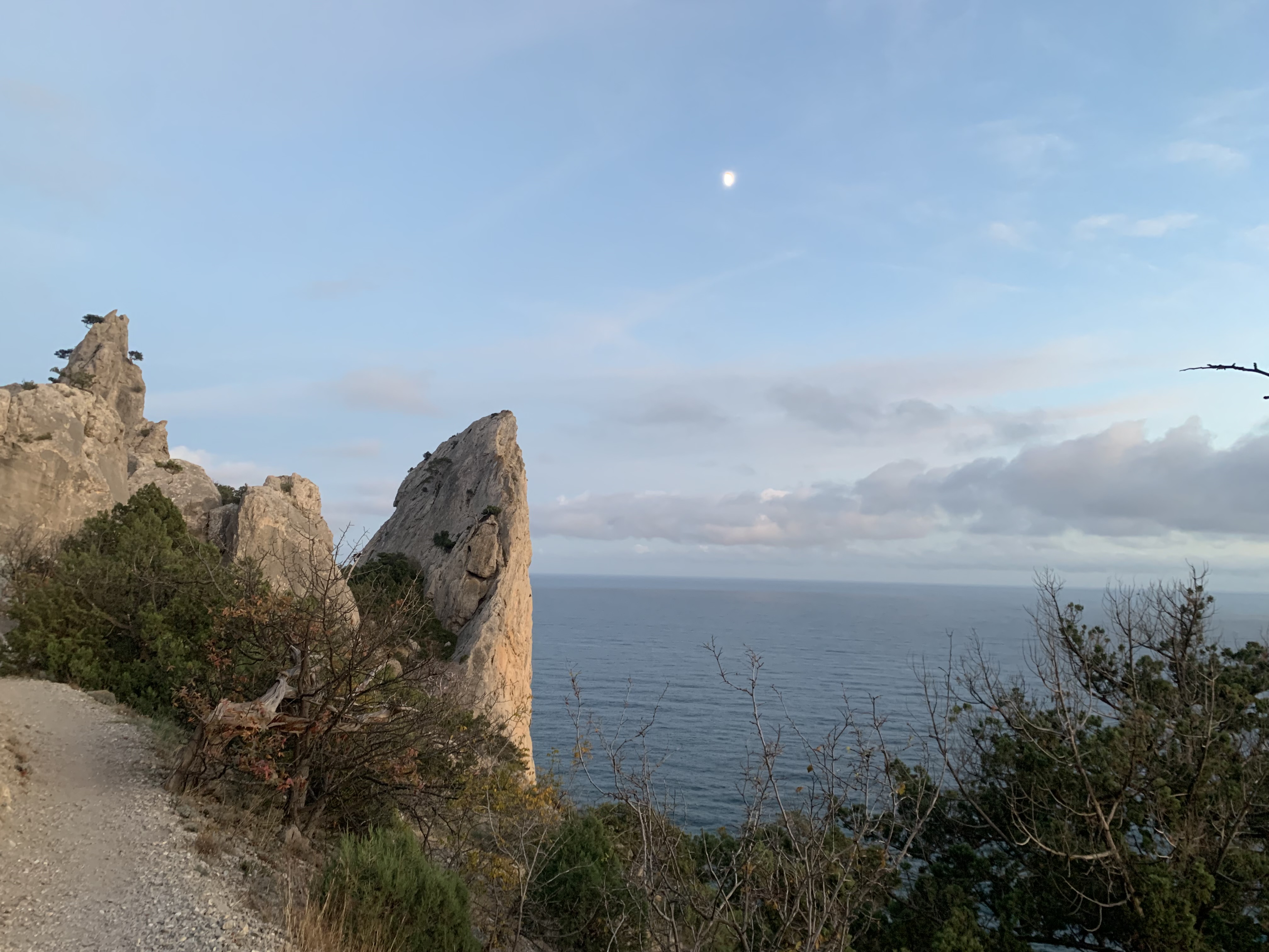Прогулки по долинам Крыма. Восхождение на гору Сокол. Тренировки по скалолазанию. (106/128)