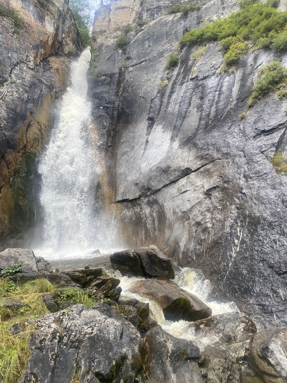 Высокогорные озера + каскад водопадов Шинок