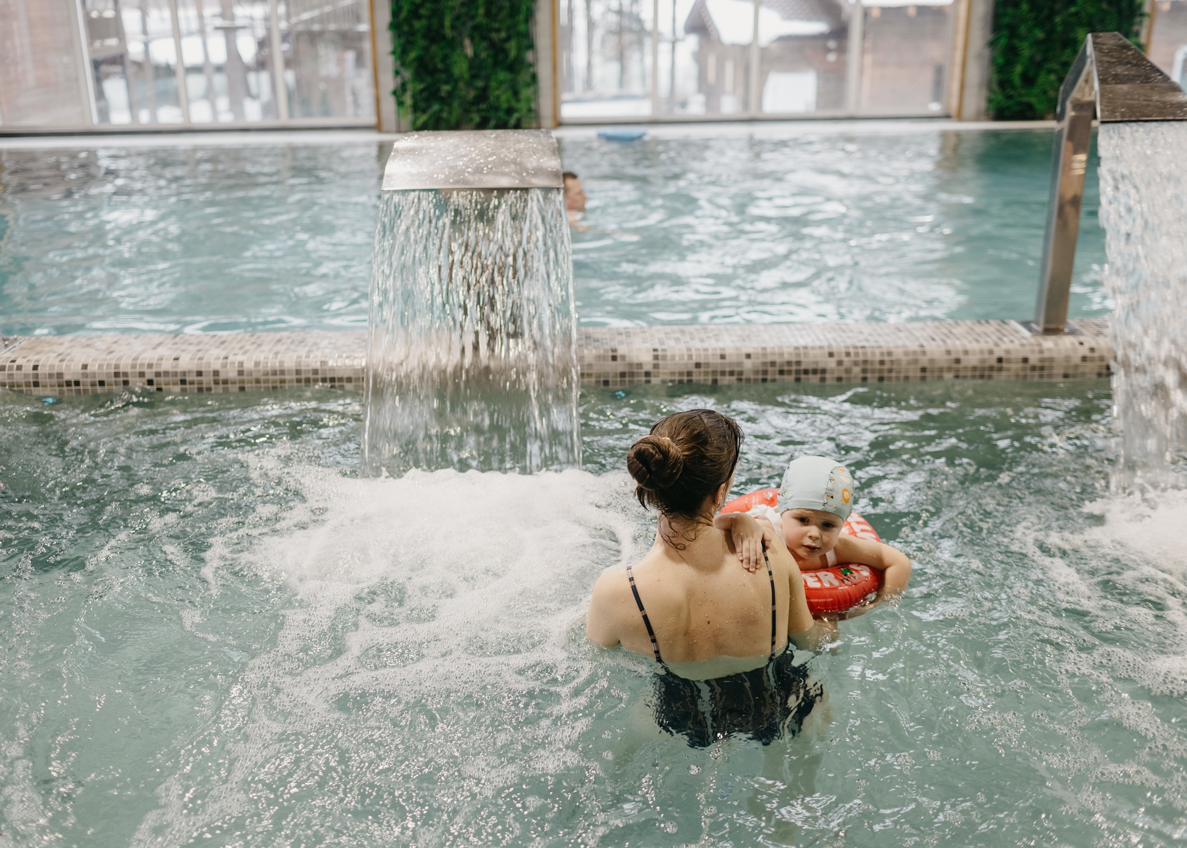 Семейная перезагрузка.  Йога, спа и театр для всей семьи, 0+ (4/12)