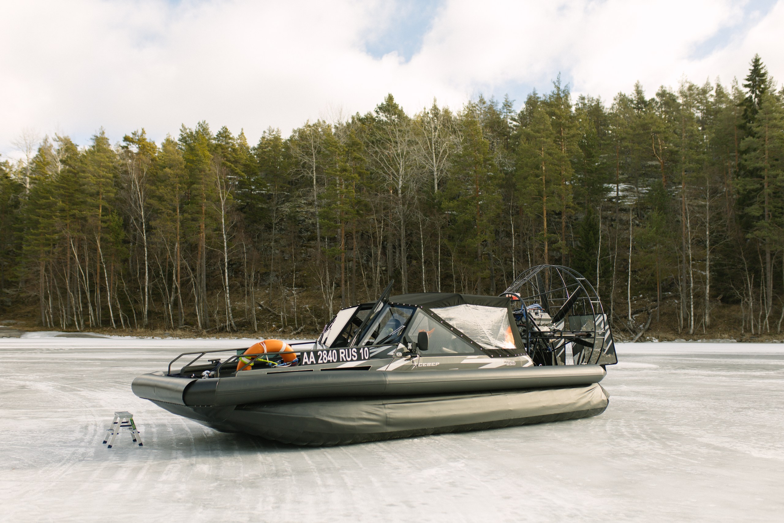 Лёд Ладоги, хутор и свеча-оберег