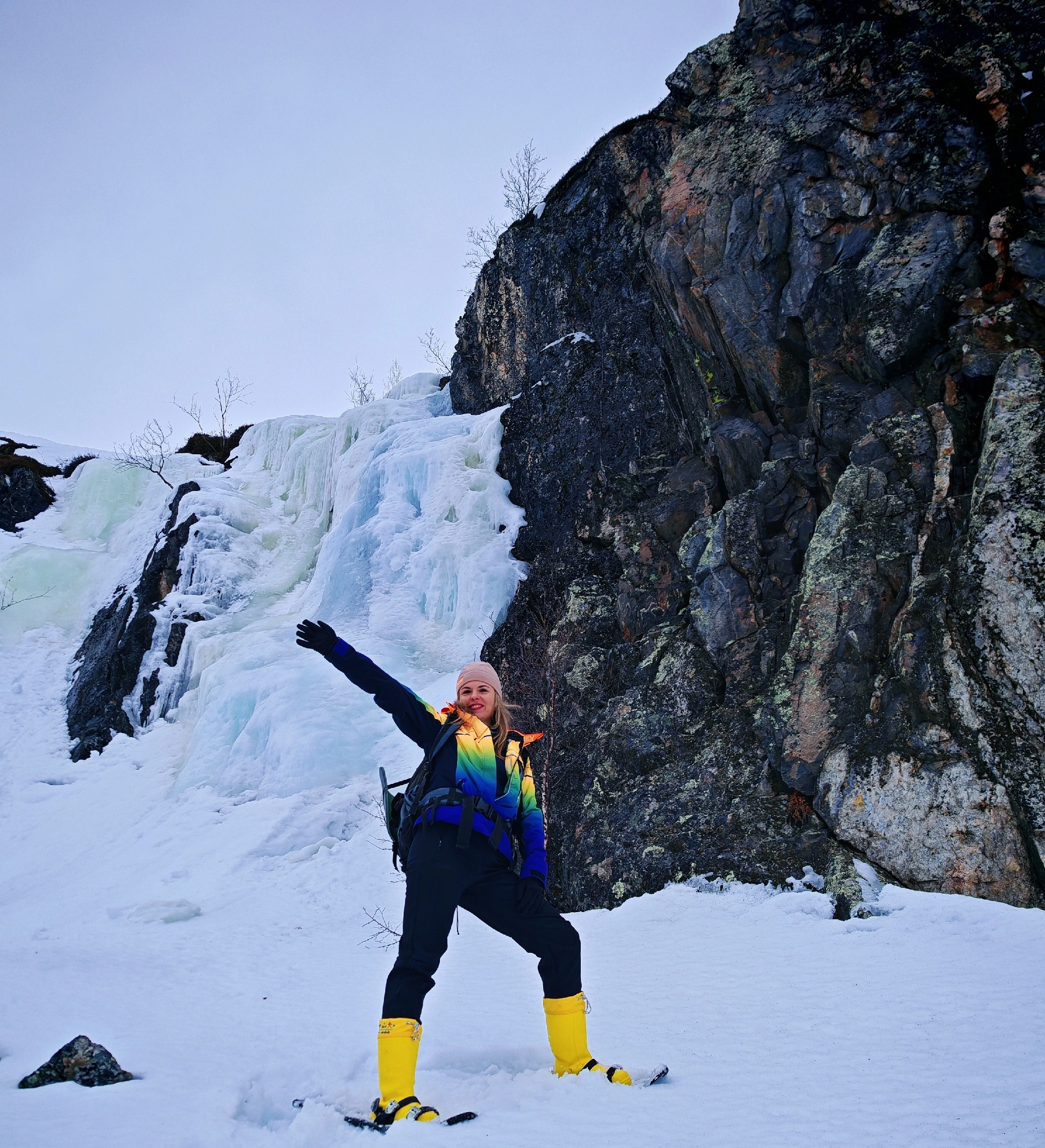 Могильный ров на снегоступах