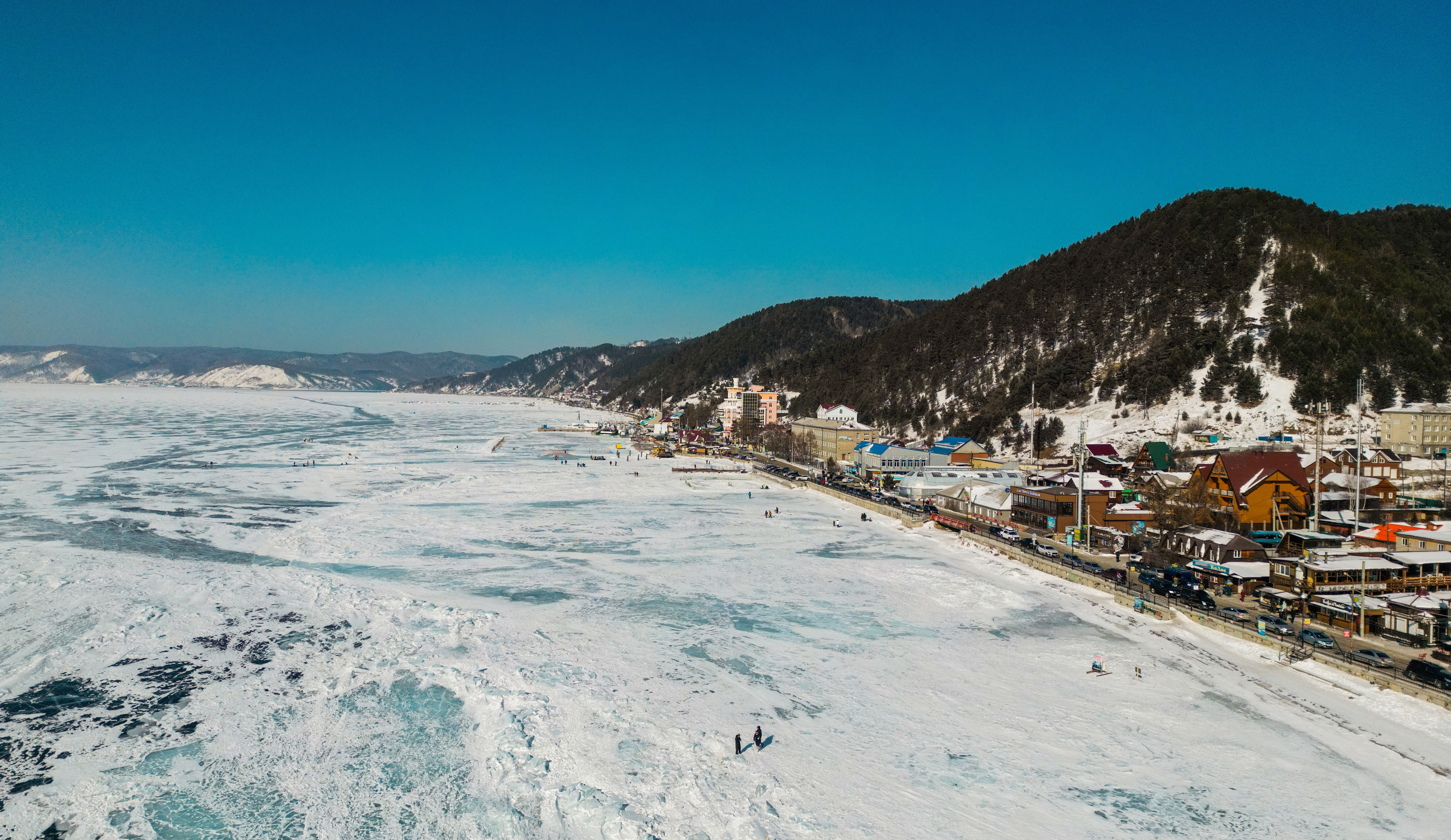 п.Листвянка - рождение Ангары и ледовые скульптуры (8/12)