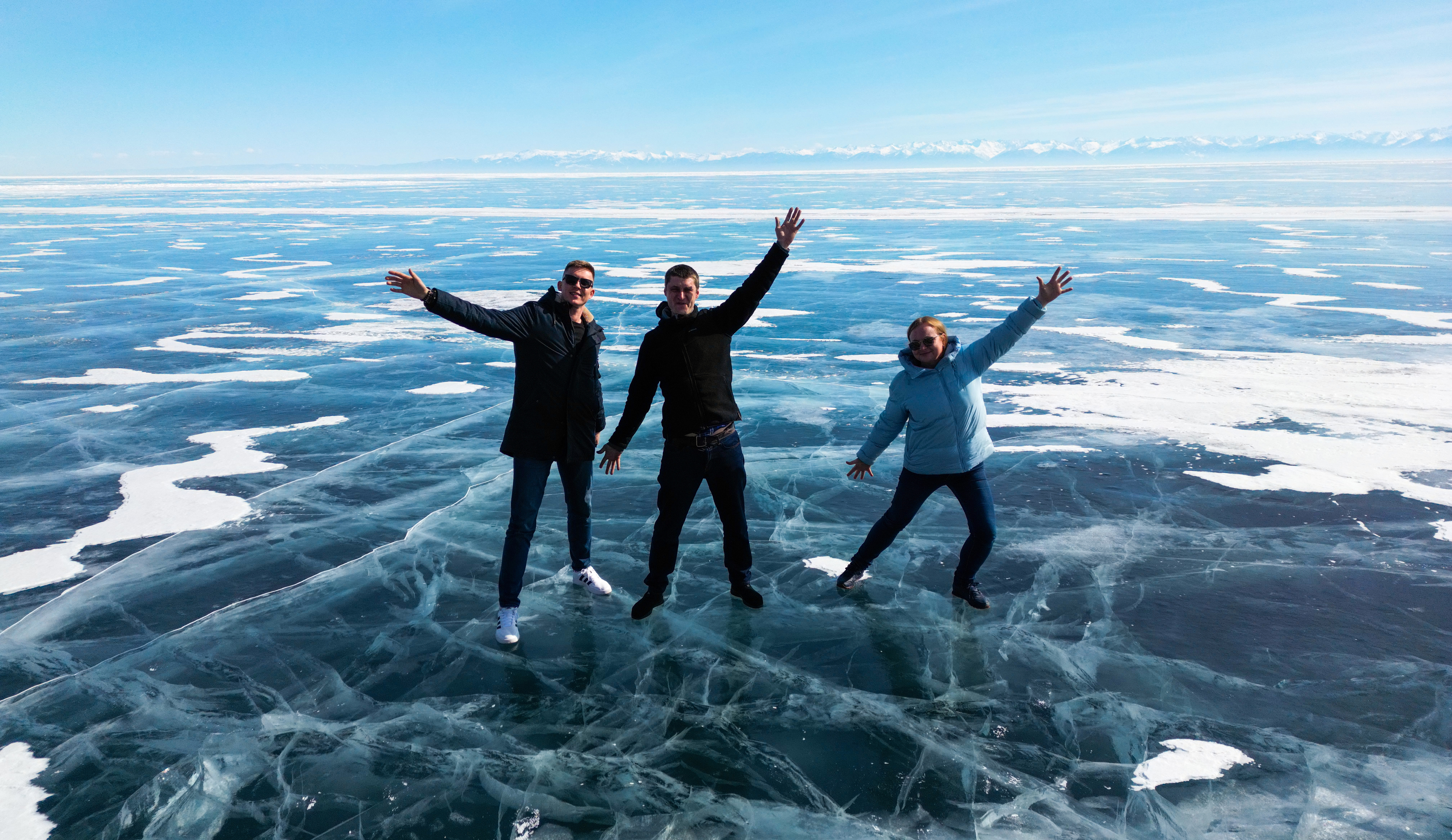 п.Листвянка - рождение Ангары и ледовые скульптуры (6/12)