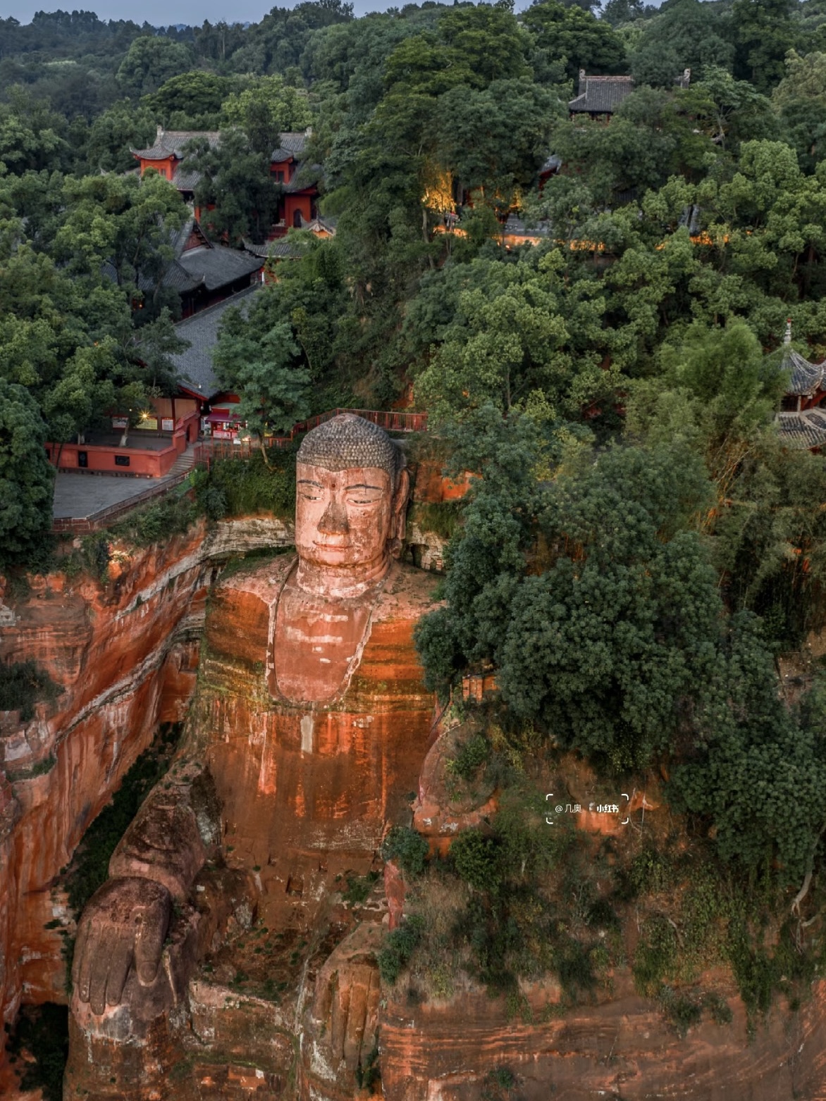 Самобытный Китай. Панды в Чэнду, Небоскребы в Чунцине и Горы Аватара (9/23)
