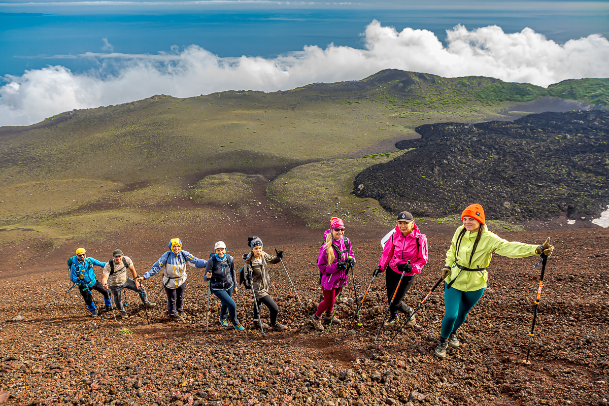 Четыре вулкана Курильских островов. Путешествие на другую планету (89/186)