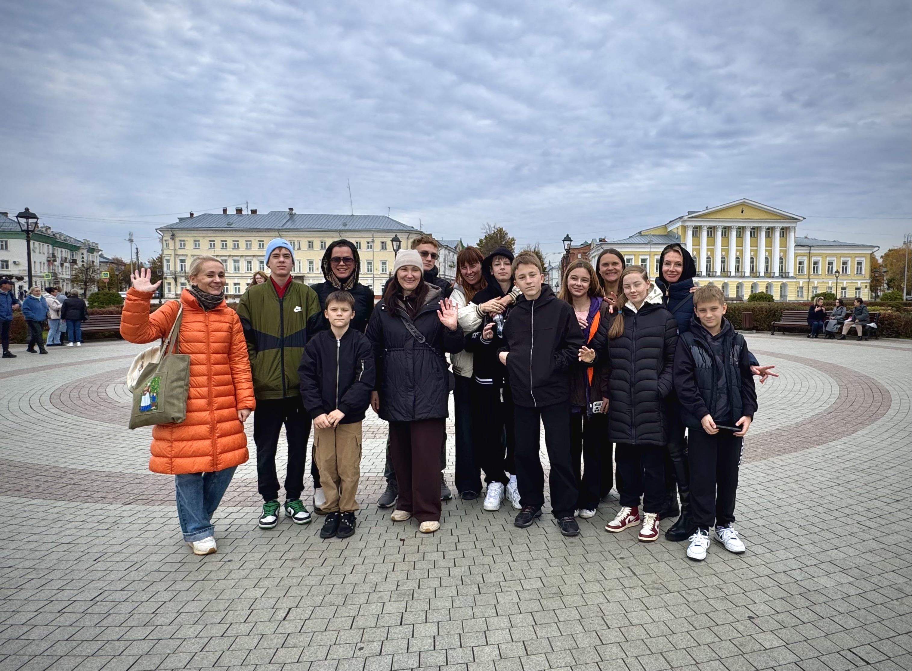 Девичник на Масленицу. Кострома и Плес. (12/25)